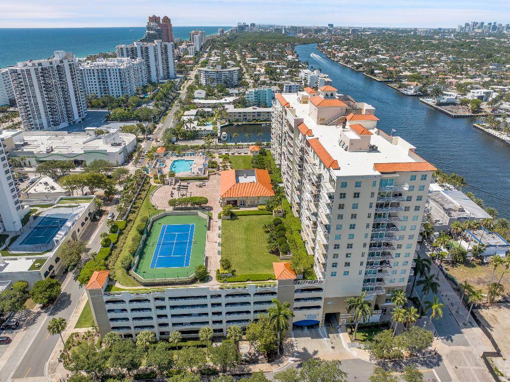 3020 NE 32nd Avenue 923