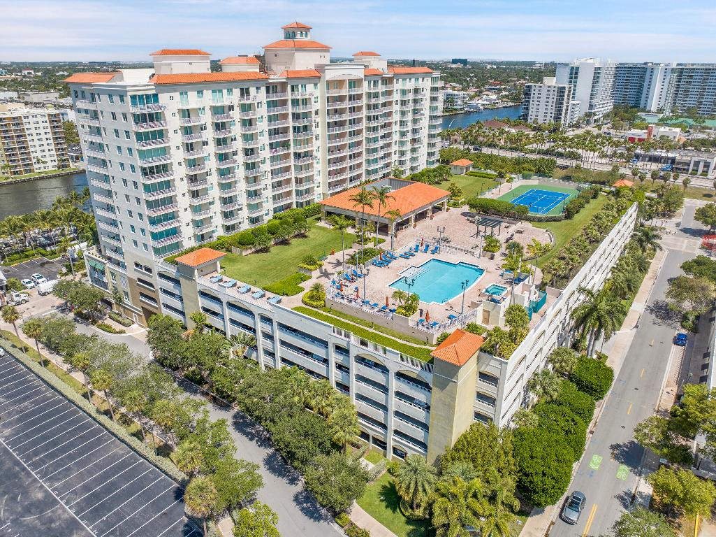 3020 NE 32nd Avenue 923