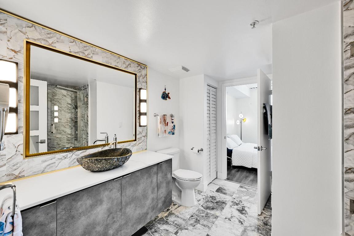 3020 NE 32nd Avenue 923