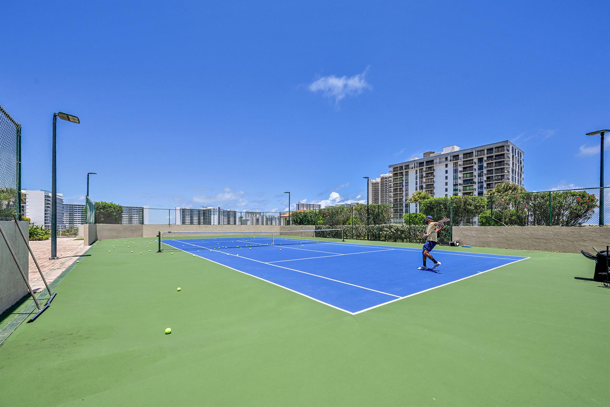 3020 NE 32nd Avenue 1405