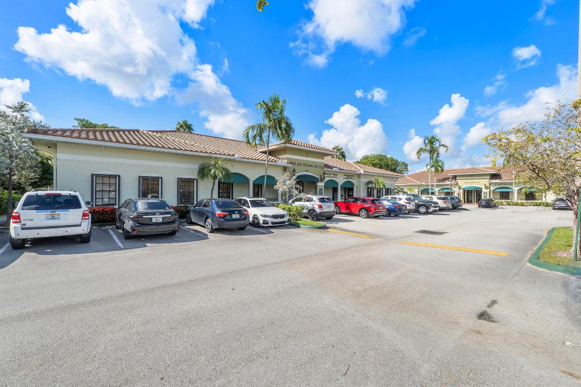 18044 NW 6th Street 101, Pembroke Pines Unit: 101