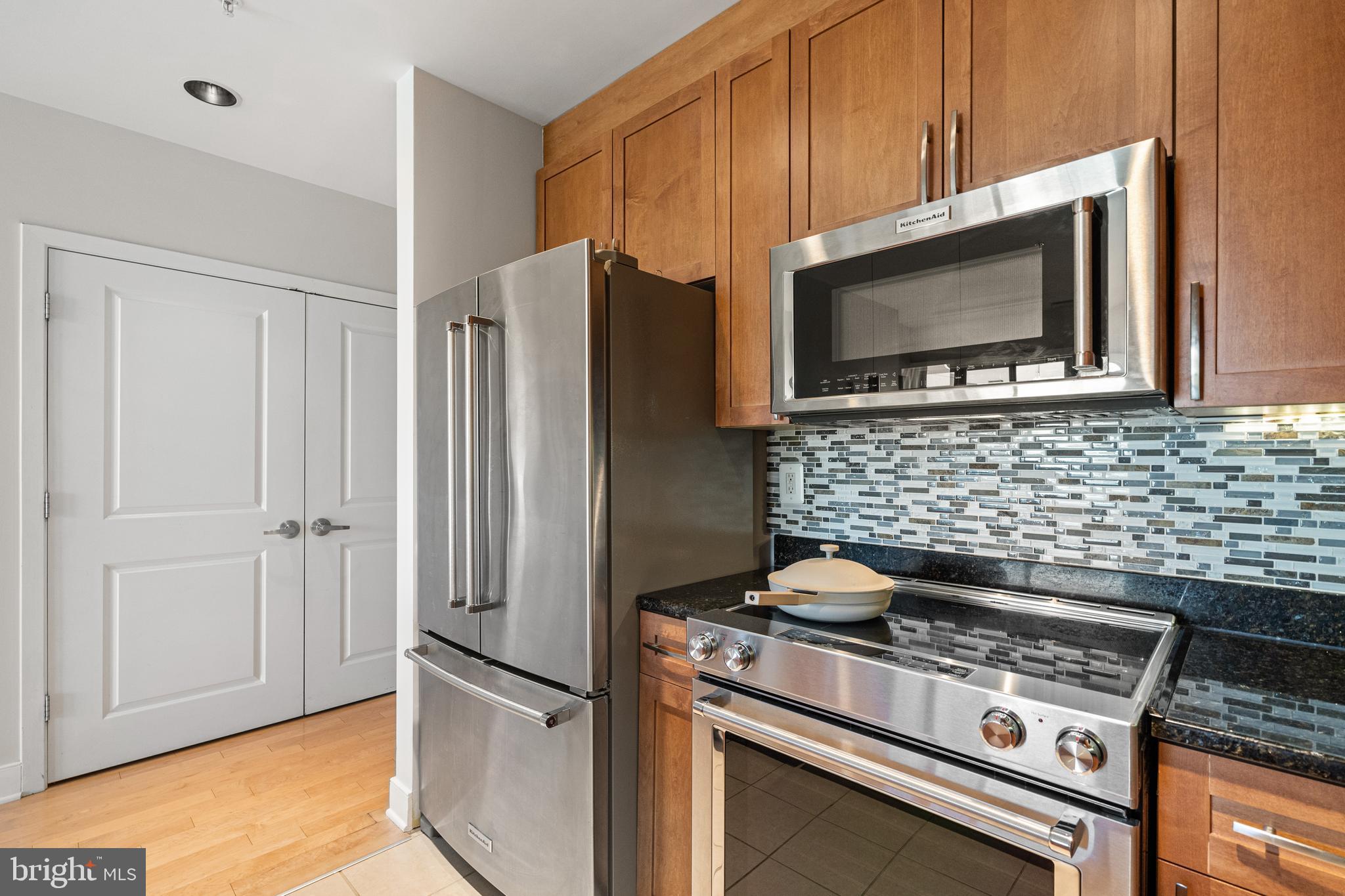 4101 Albemarle St NW #642