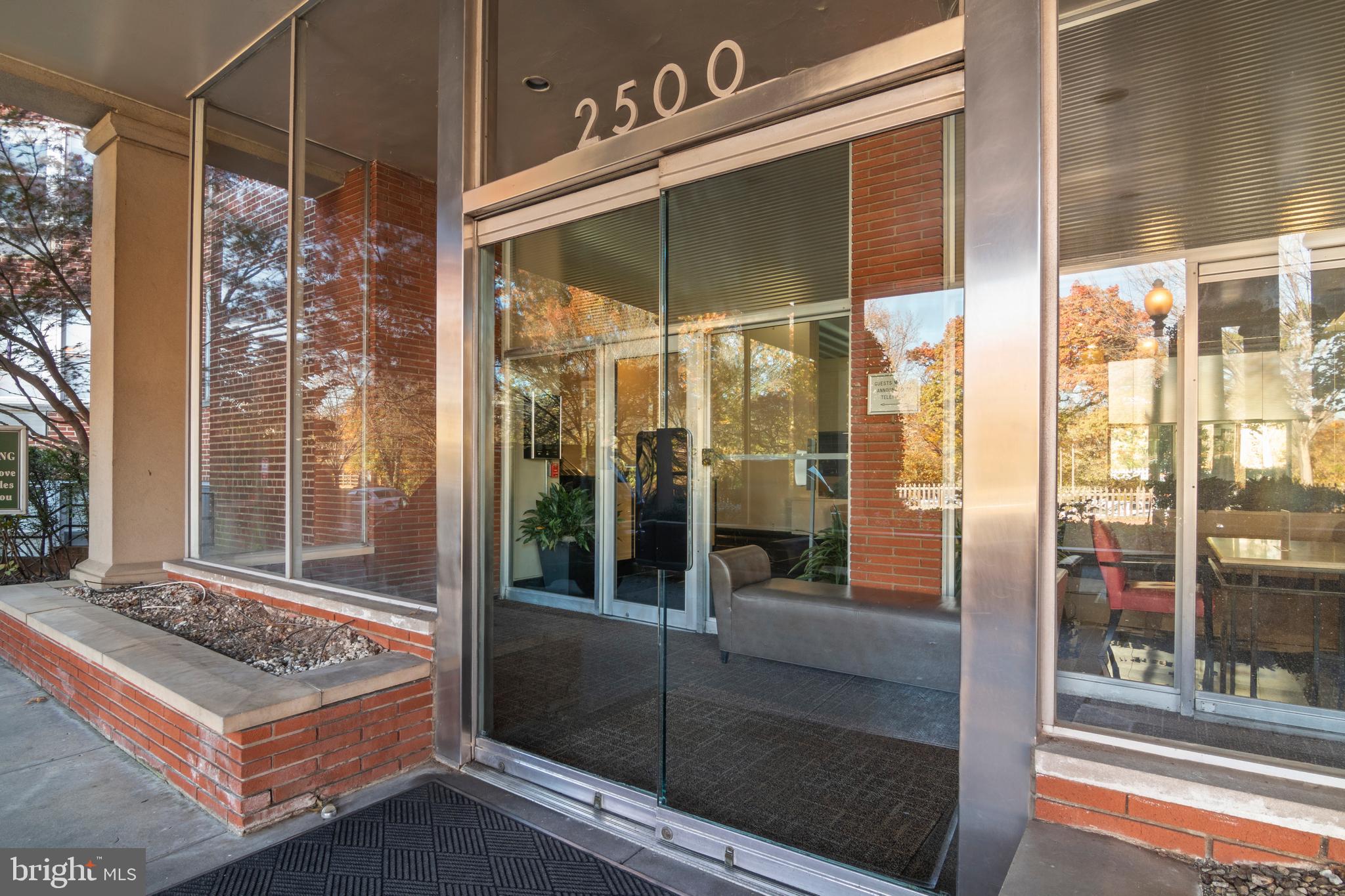 2500 Q St NW #541