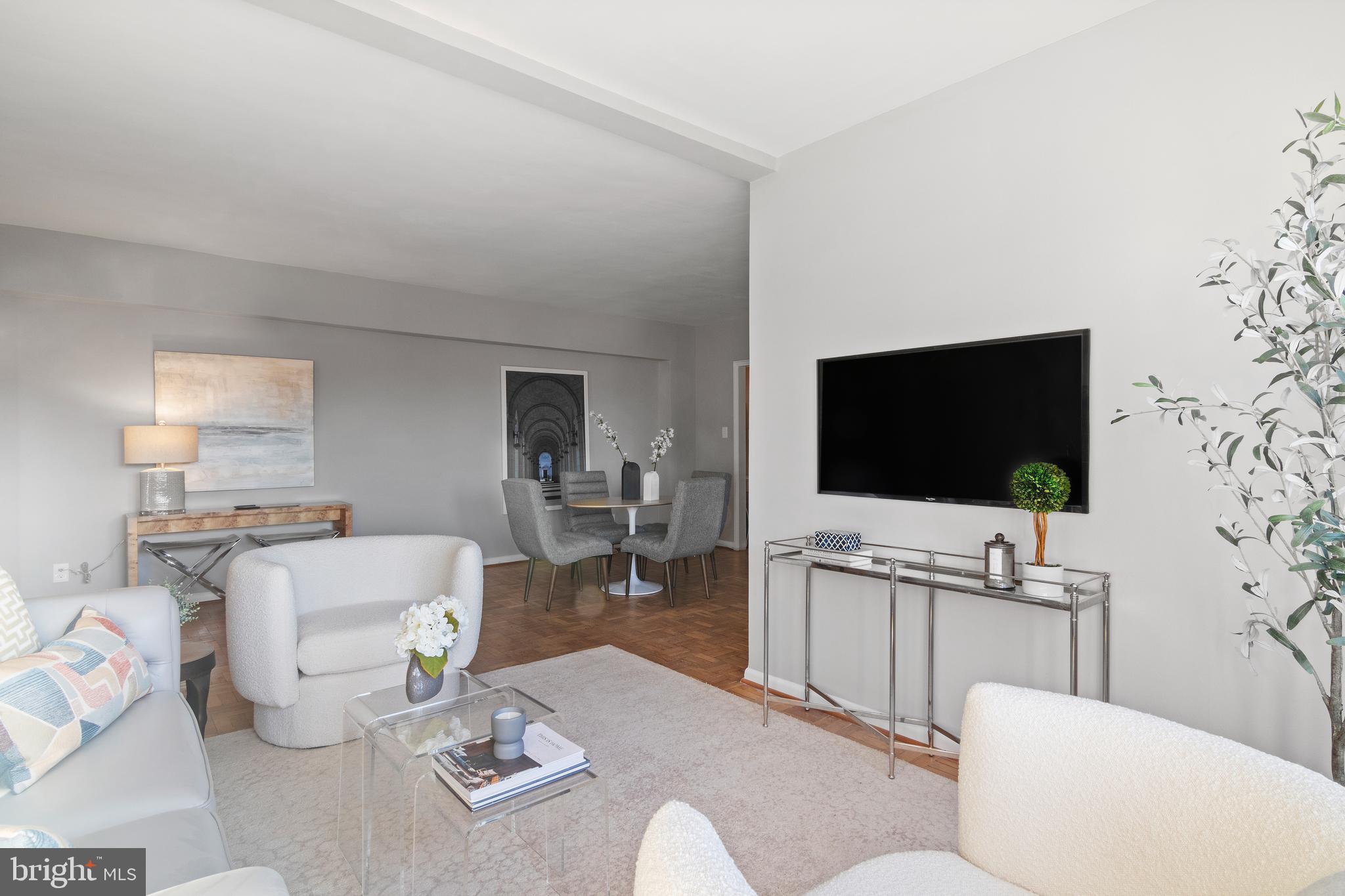 2500 Q St NW #541