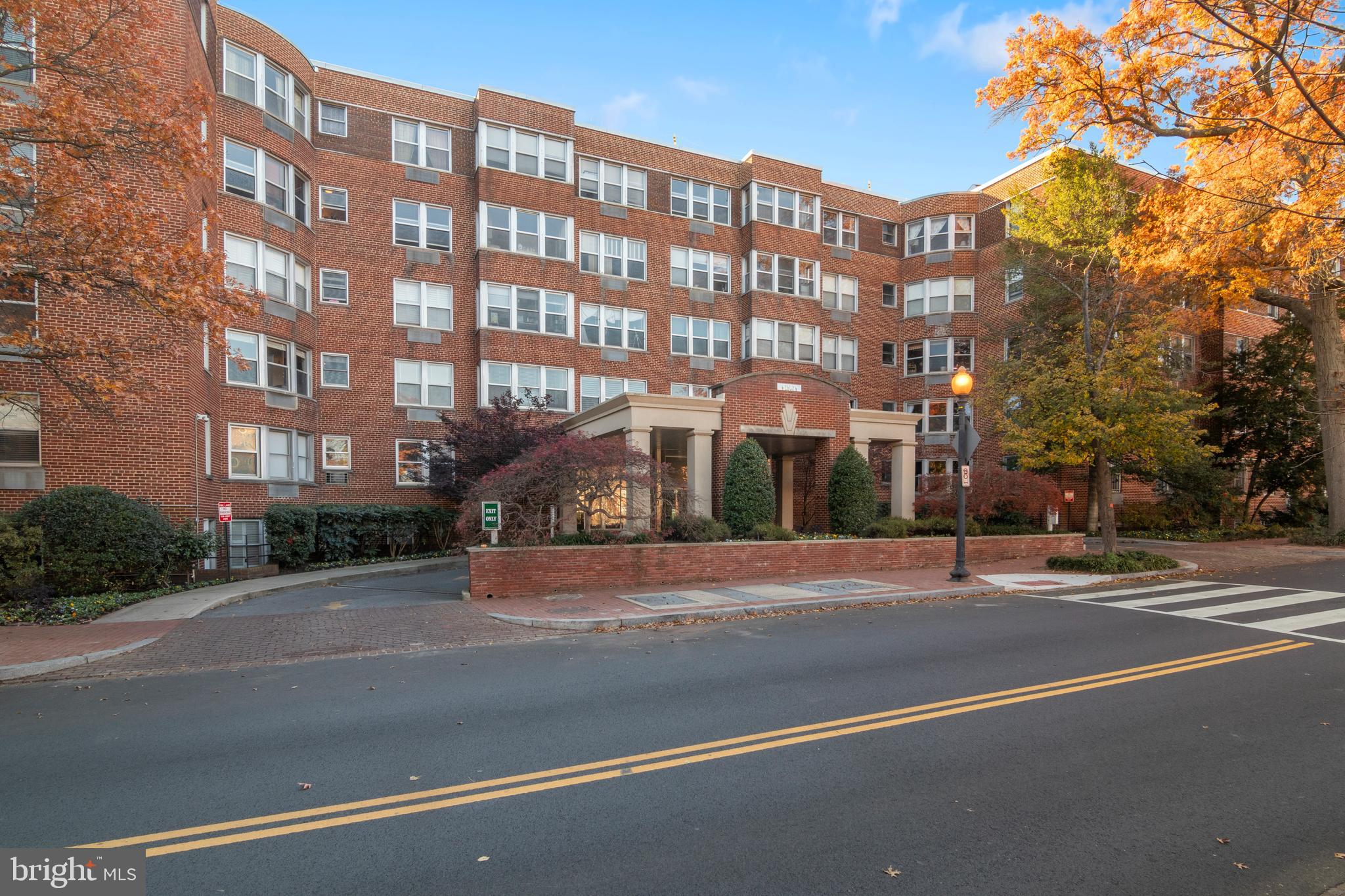 2500 Q St NW #541