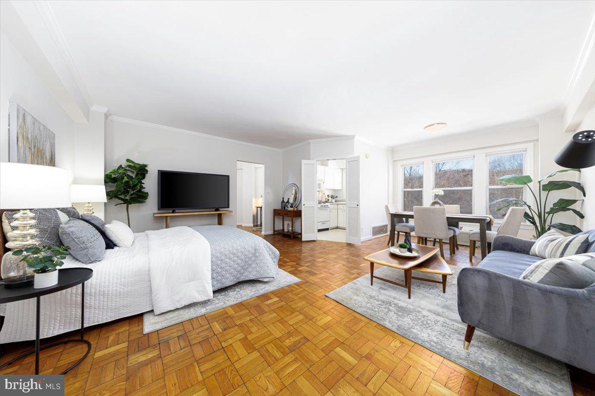 2500 Q St NW #317