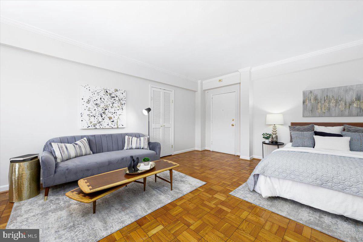 2500 Q St NW #317