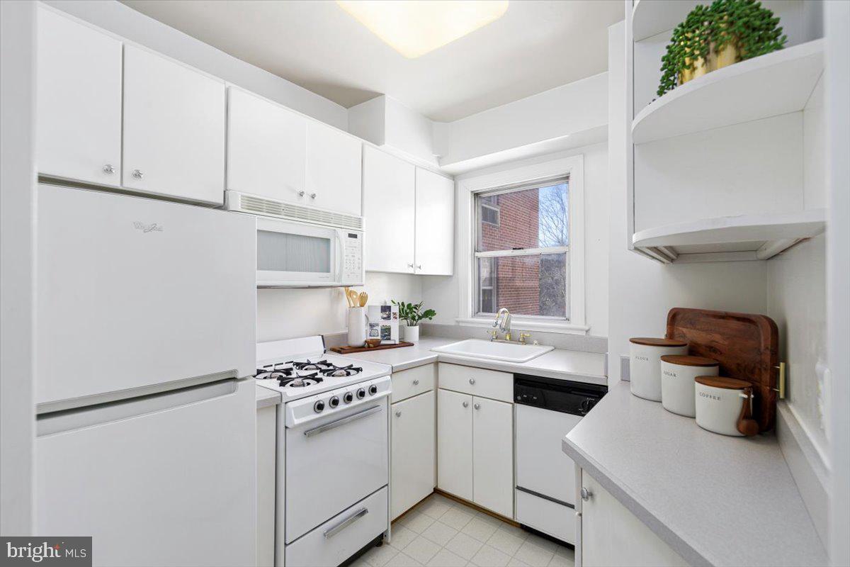 2500 Q St NW #317