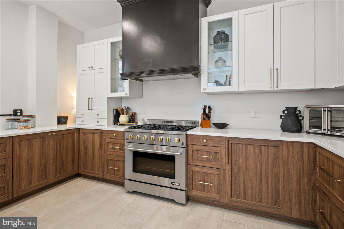 1300 Massachusetts Ave NW #105