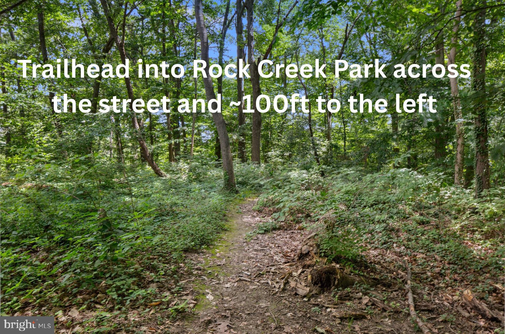 1751 Crestwood Dr NW