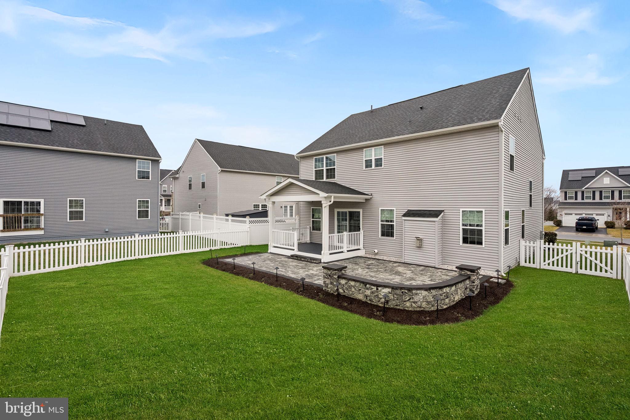 5246 RED MAPLE DRIVE