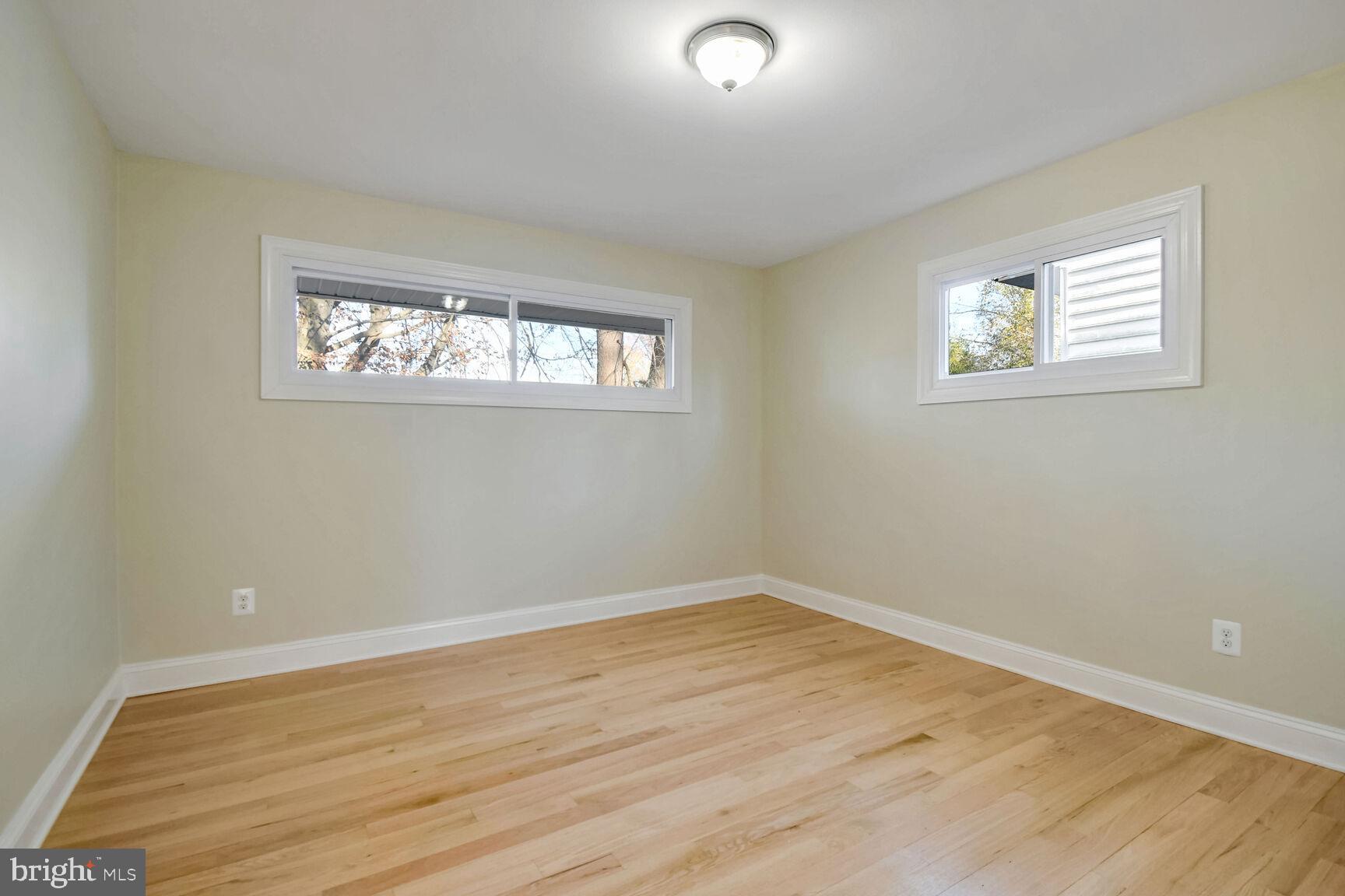 1602 Farragut Ave