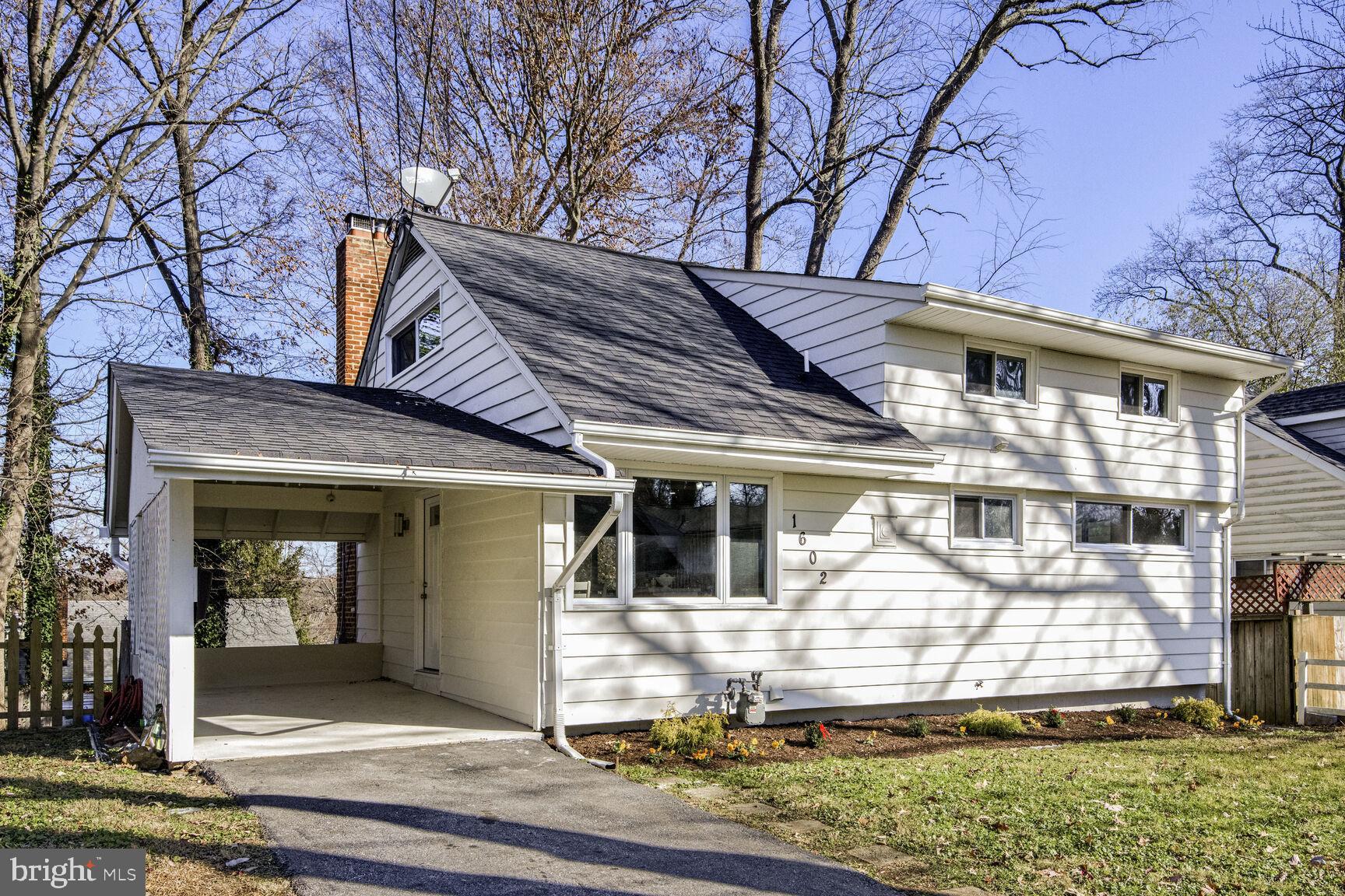 1602 Farragut Ave