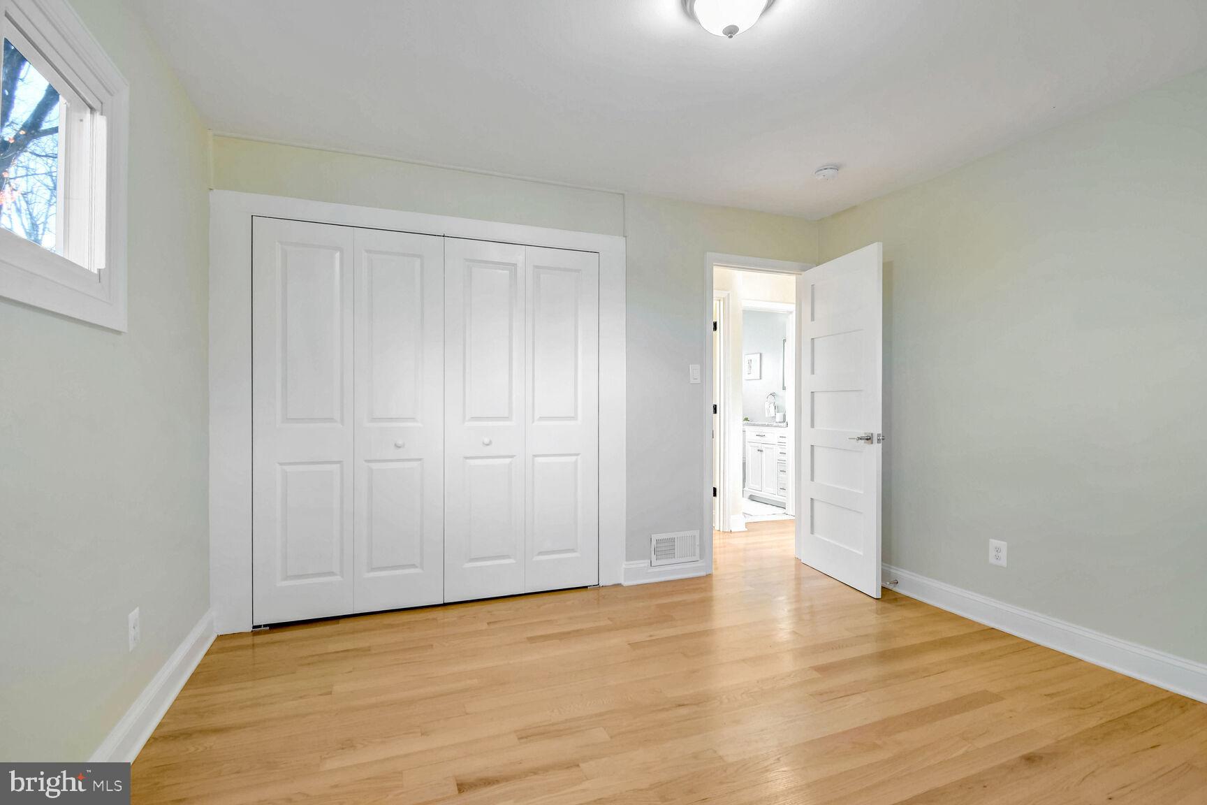 1602 Farragut Ave