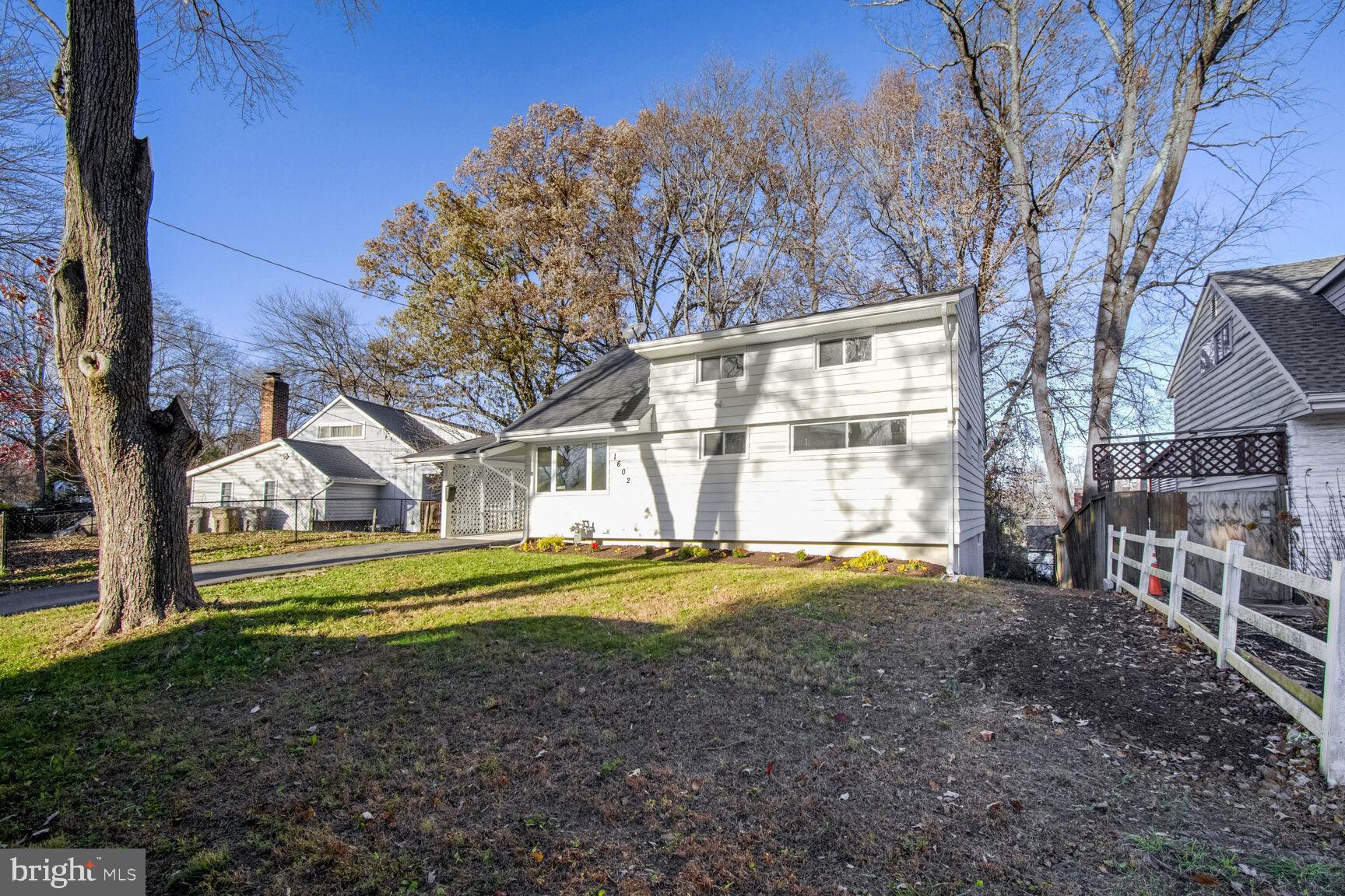 1602 Farragut Ave