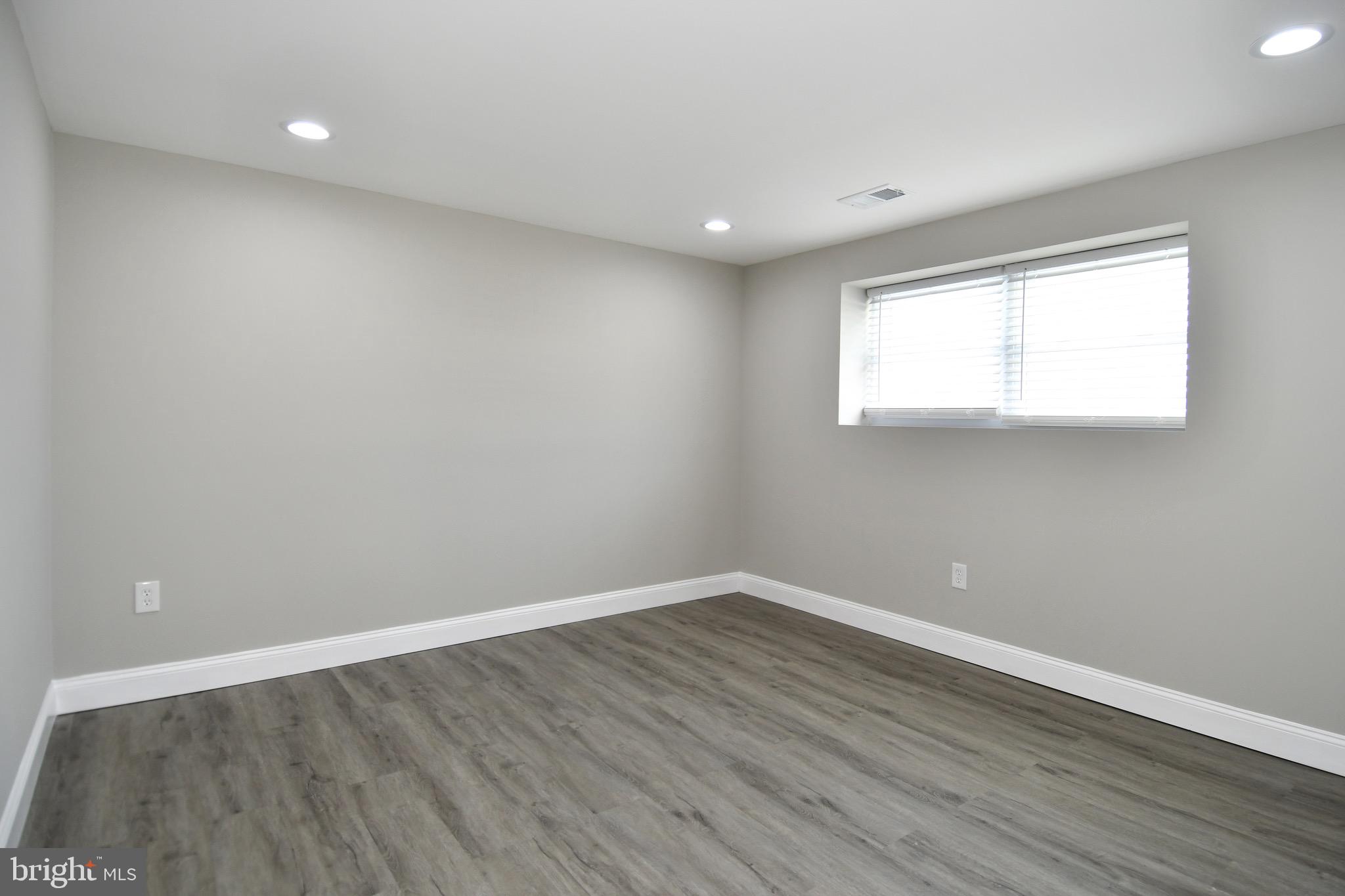 2101 NORLINDA AVENUE