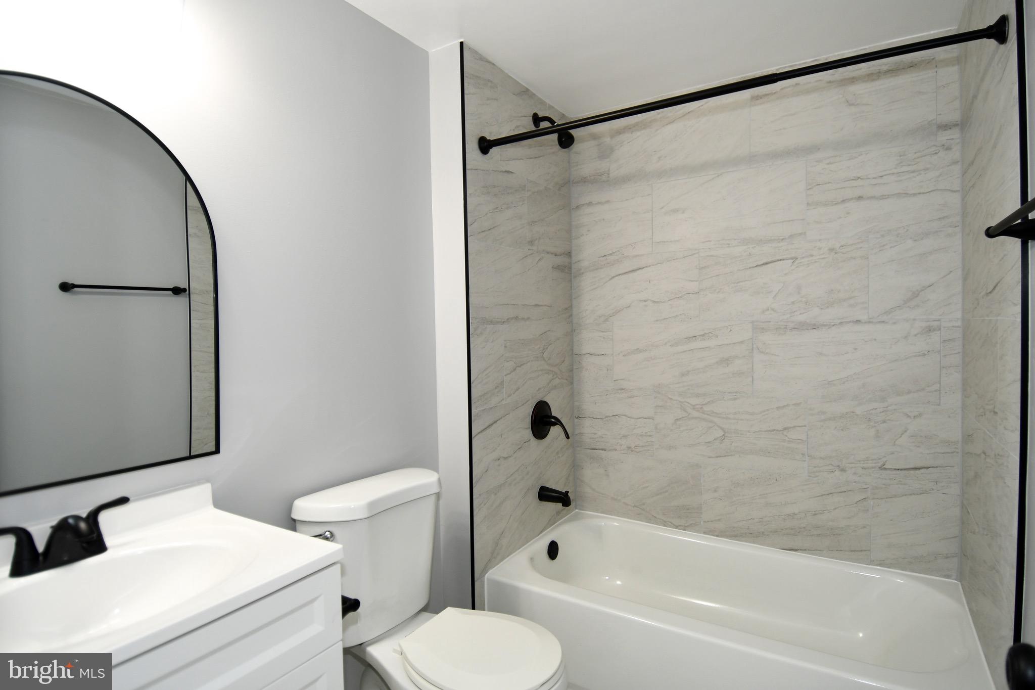 2101 NORLINDA AVENUE