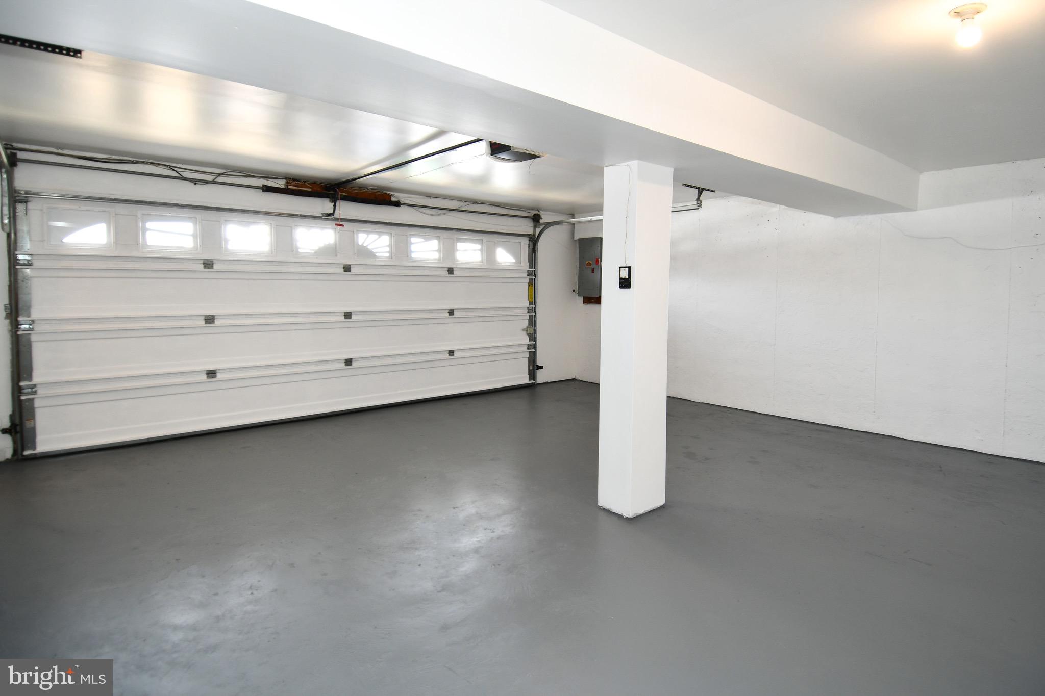 2101 NORLINDA AVENUE