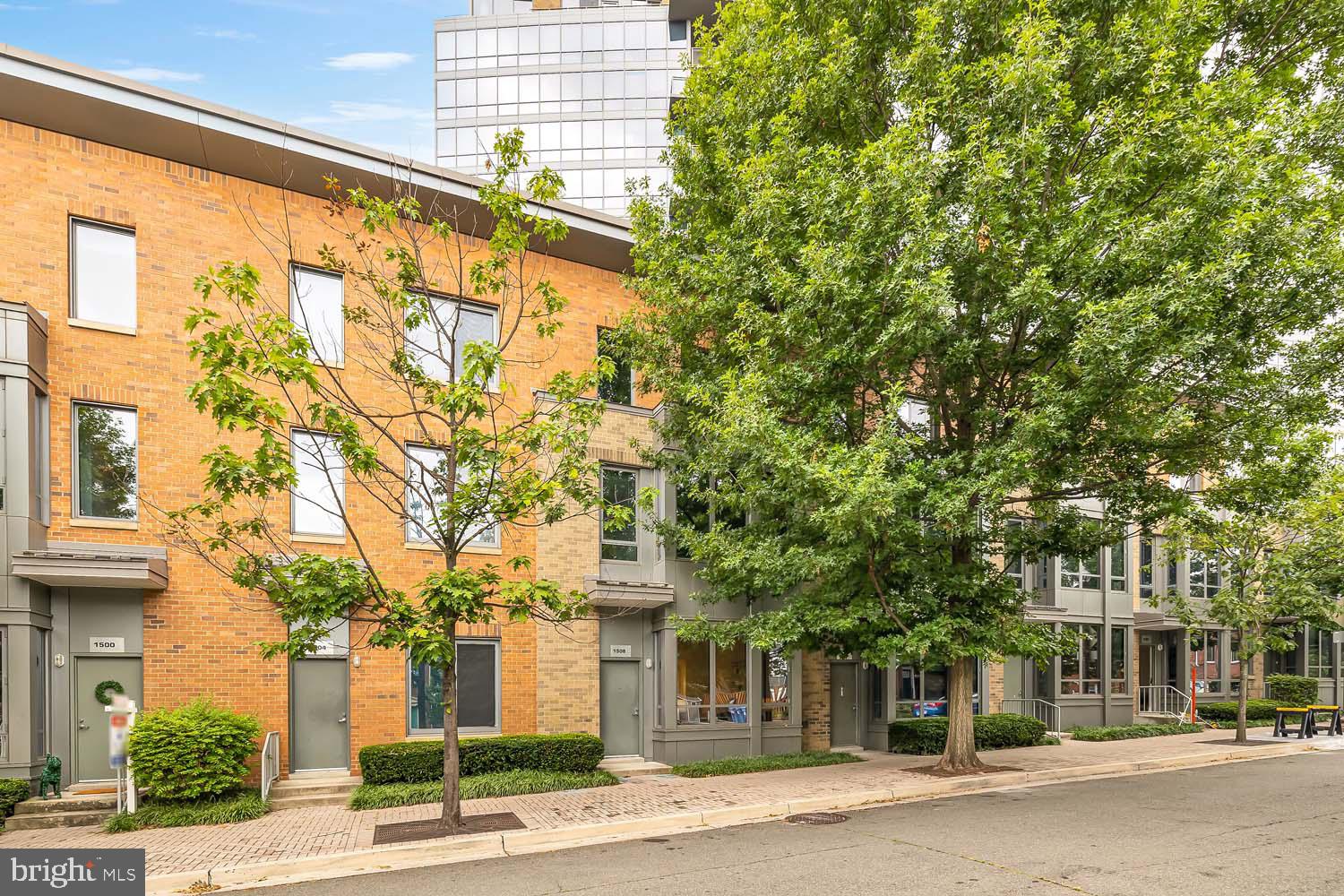 1508 N Scott St #Th-3