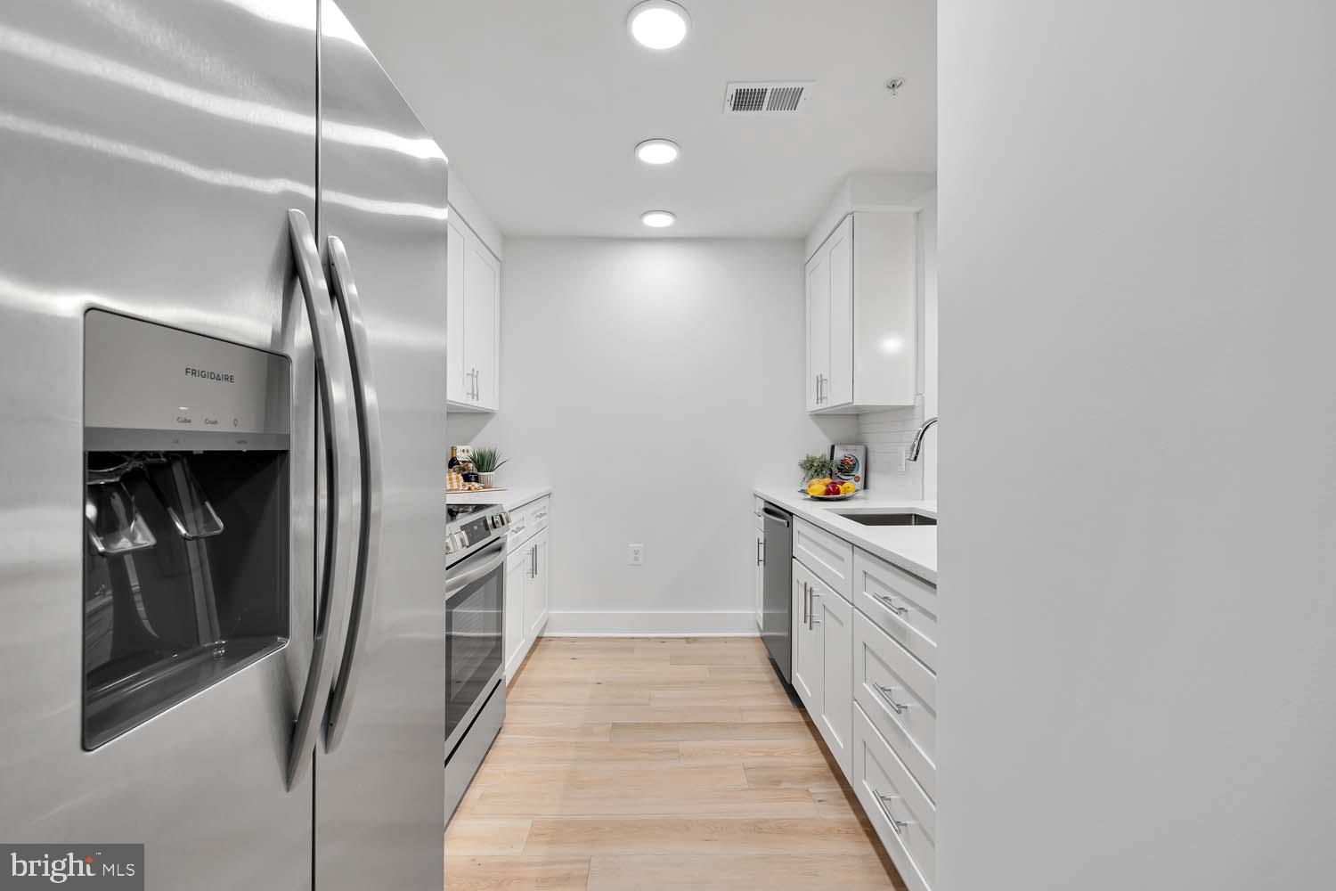 1508 N Scott St #Th-3