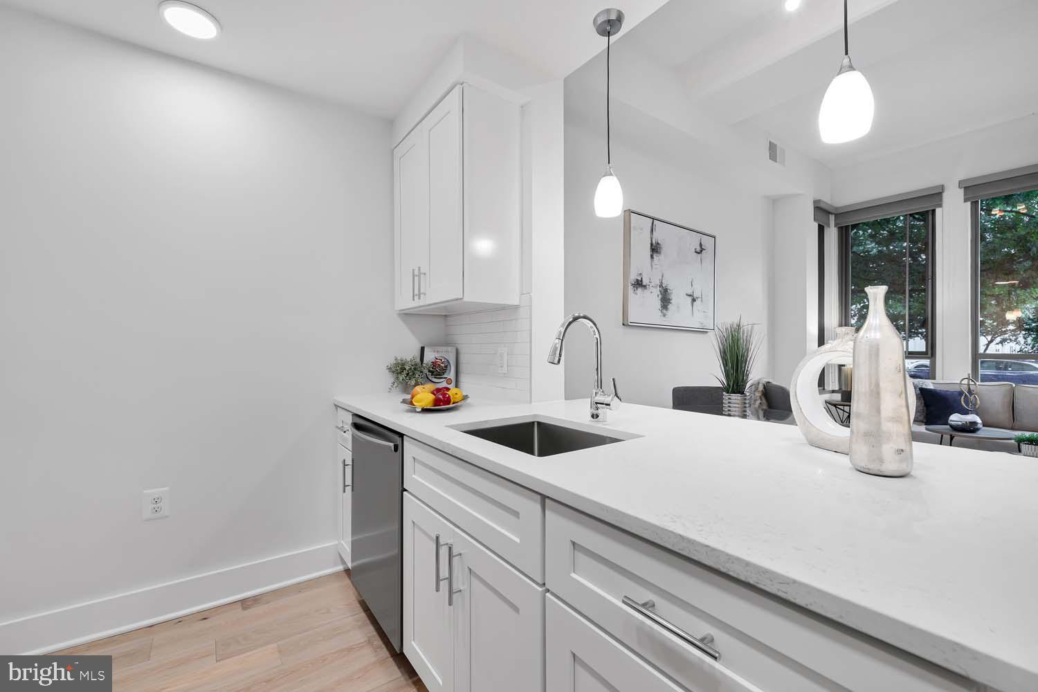 1508 N Scott St #Th-3