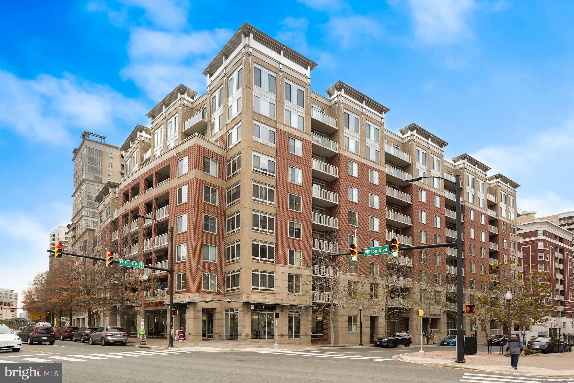 820 N Pollard St #408