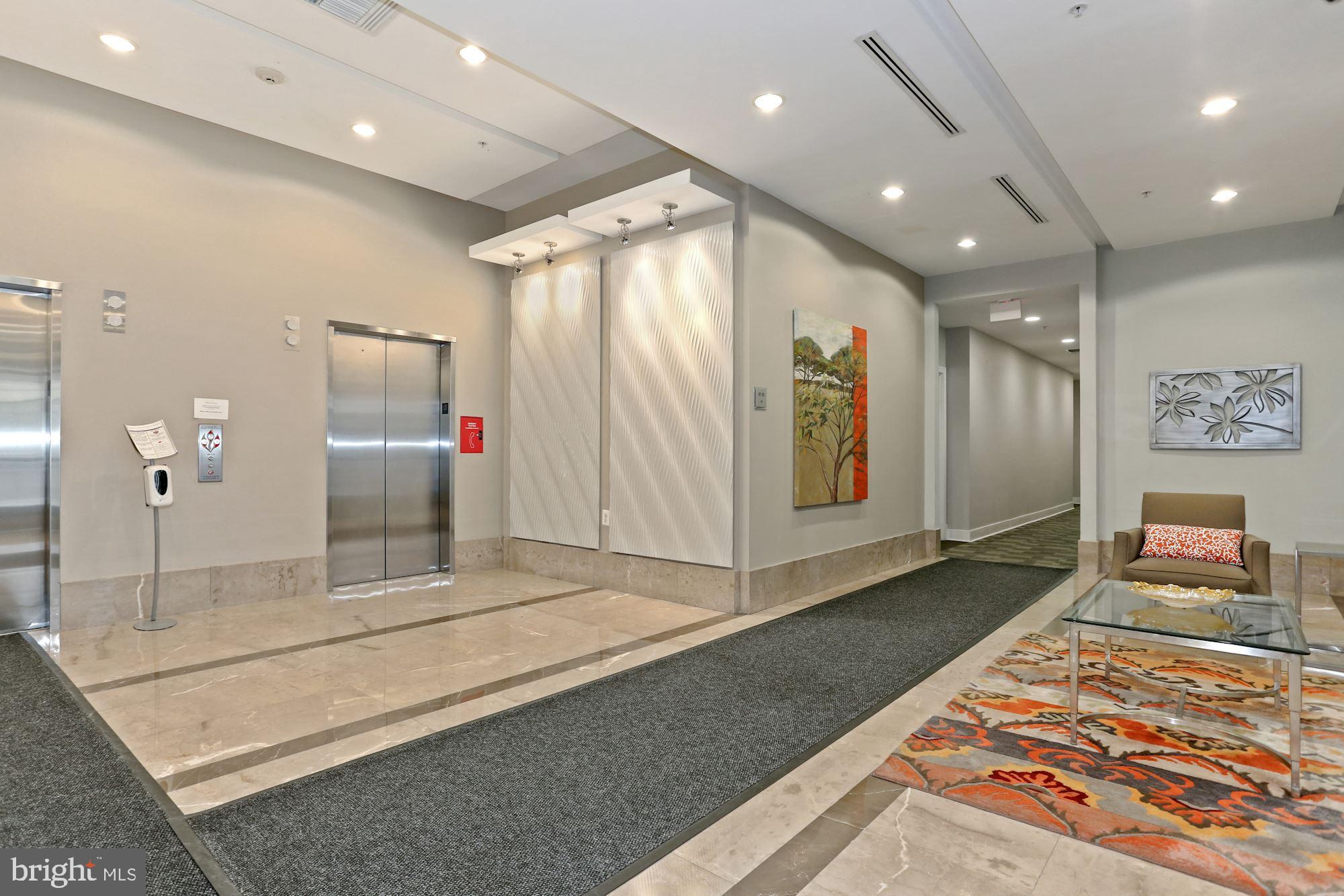 820 N Pollard St #408