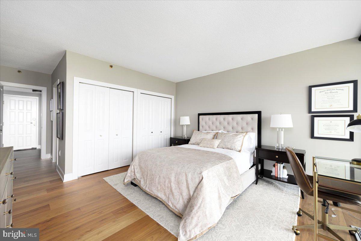 1530 Key Blvd #904