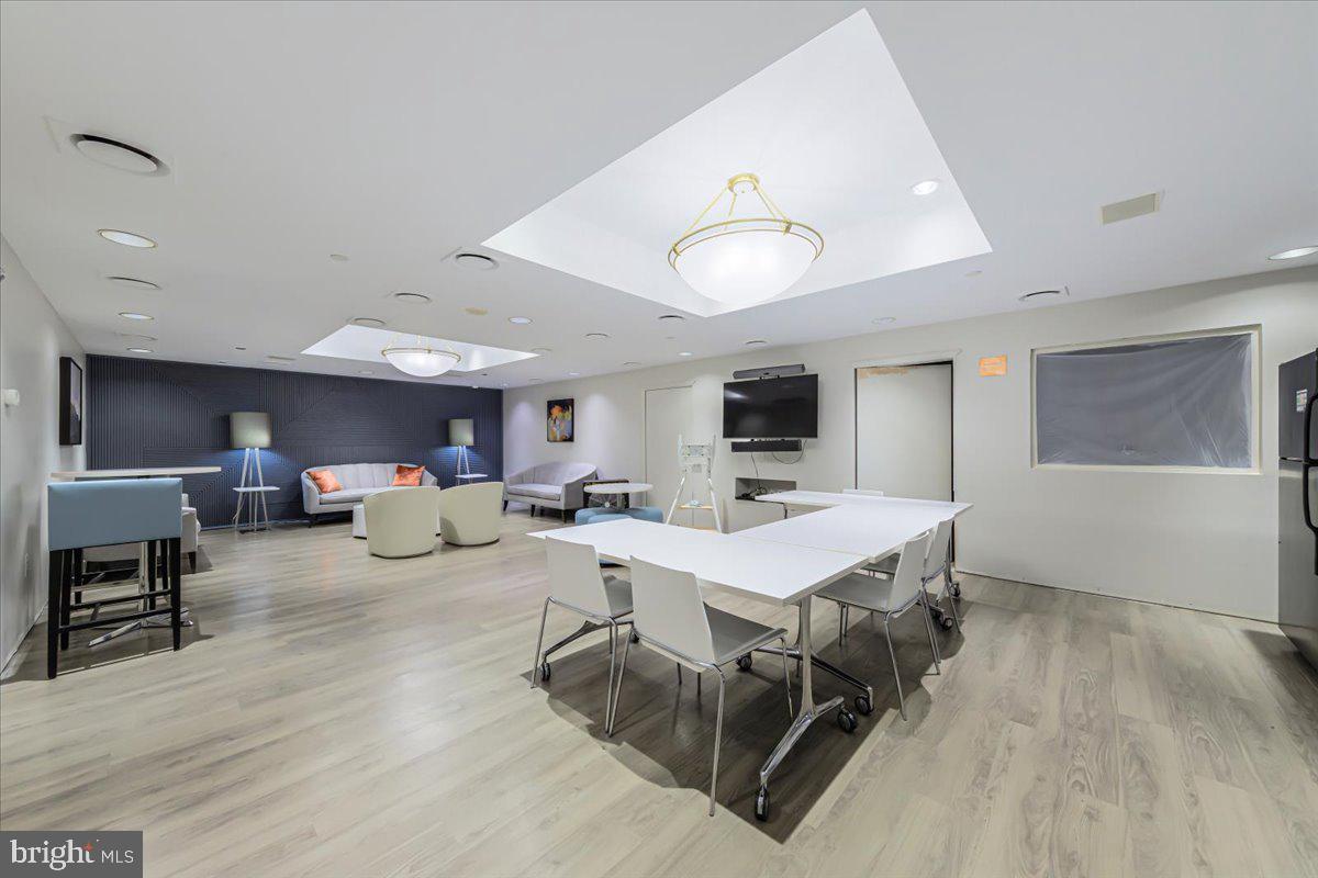 1530 Key Blvd #904