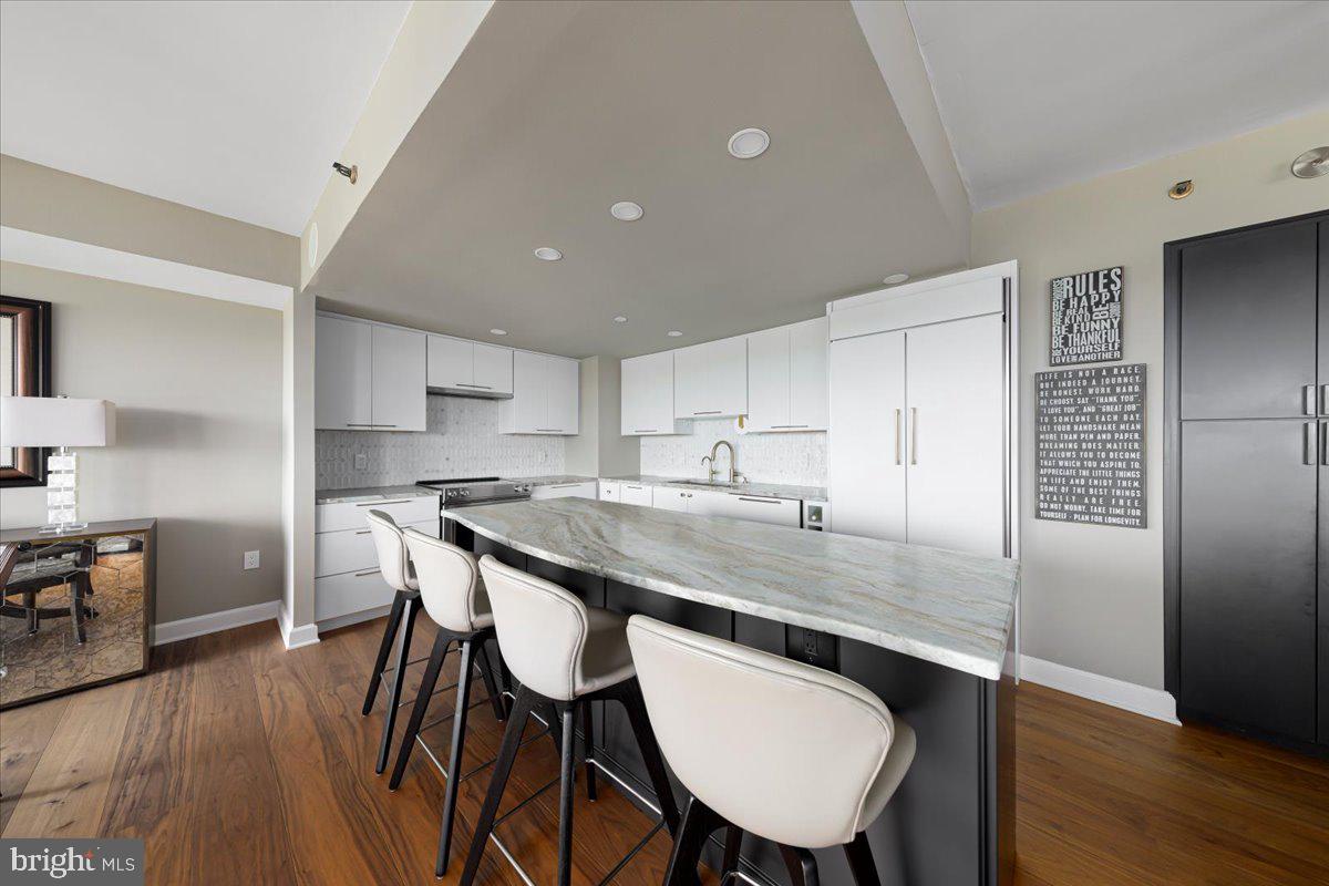 1530 Key Blvd #904