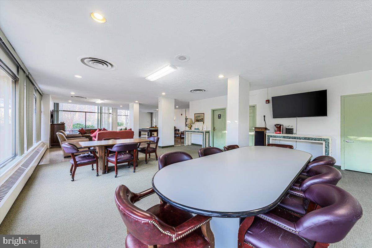 4141 N Henderson Rd N #316