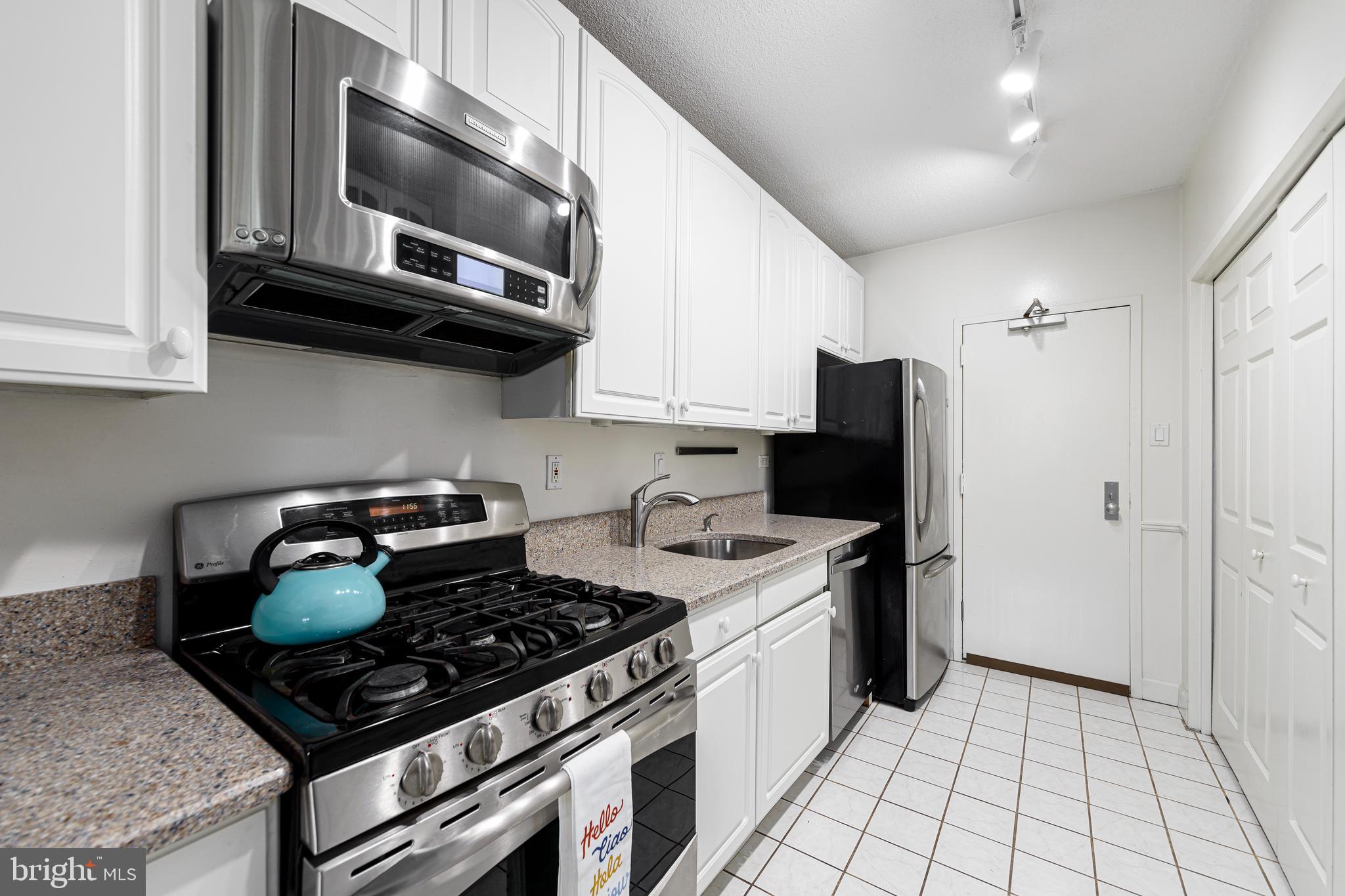 4141 N Henderson Rd N #316