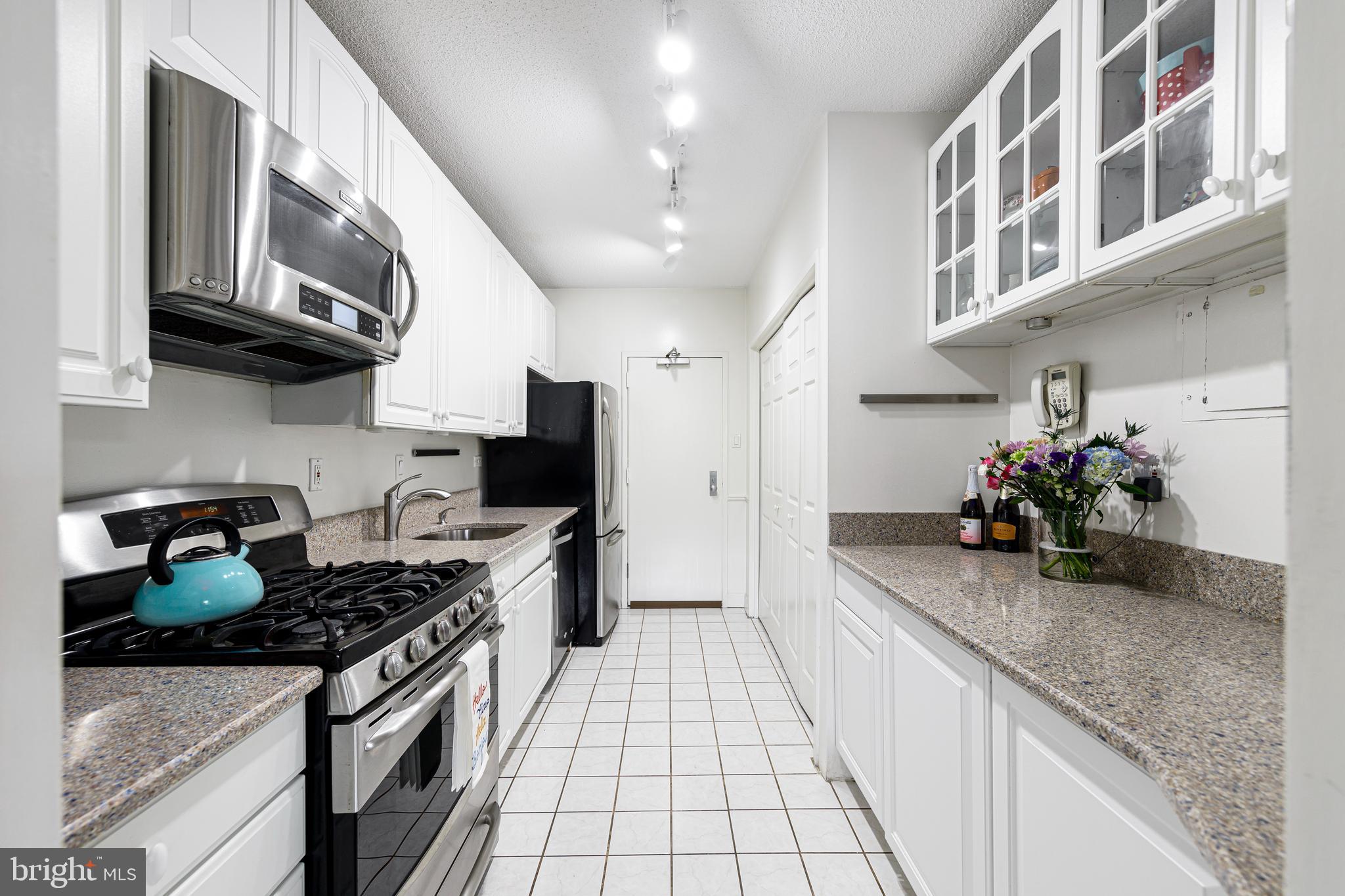 4141 N Henderson Rd N #316