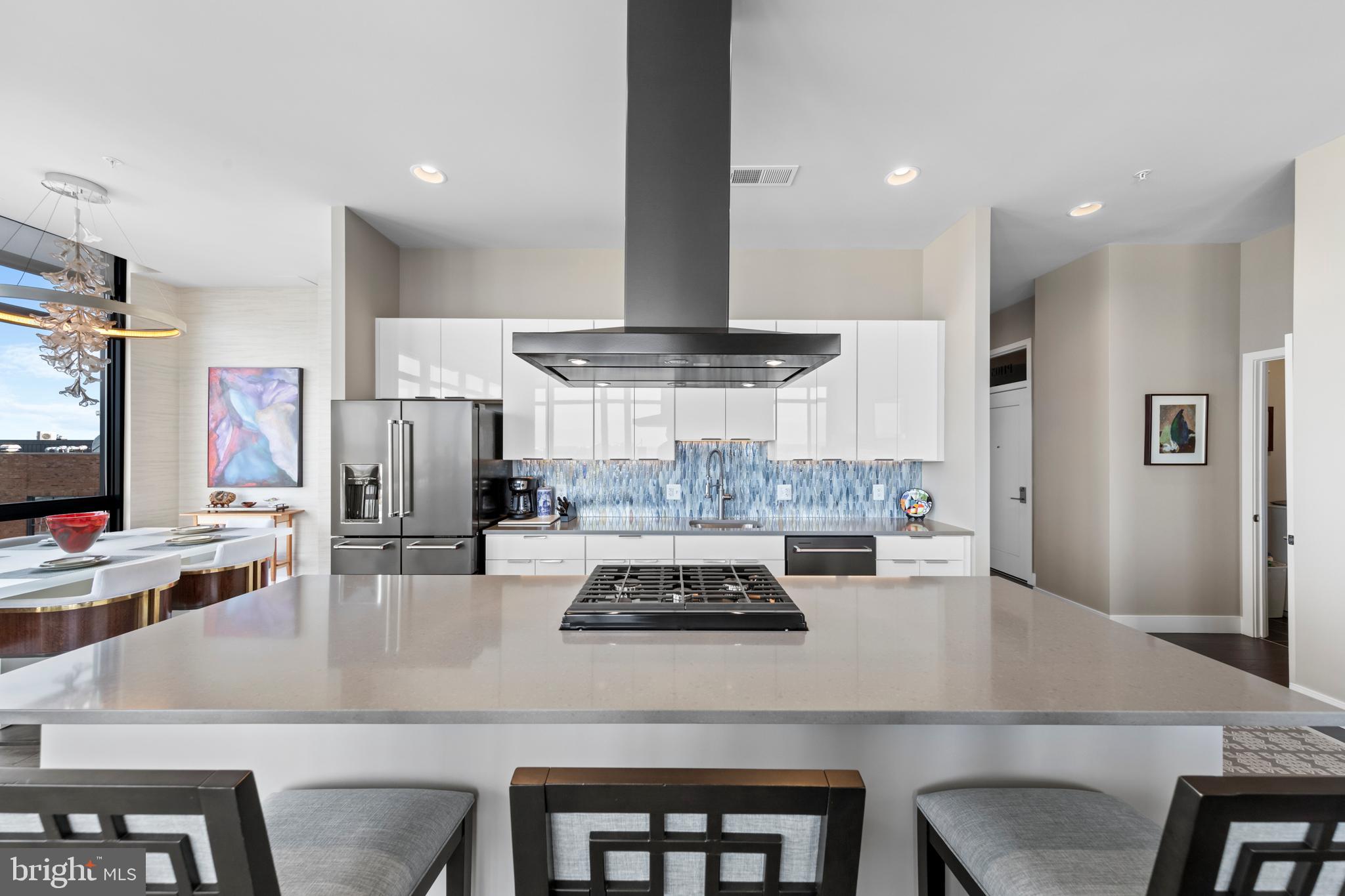 2000 Clarendon Blvd #Ph05