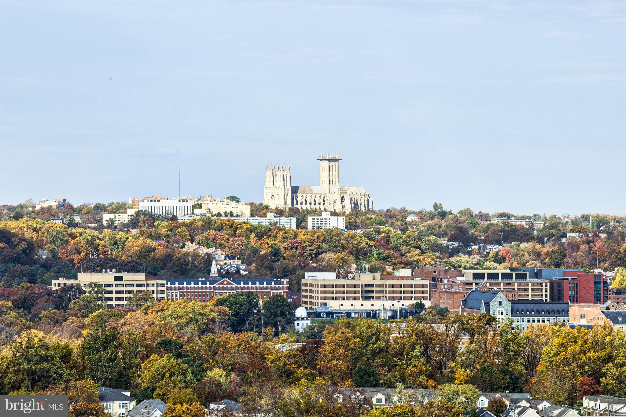 2000 Clarendon Blvd #Ph05