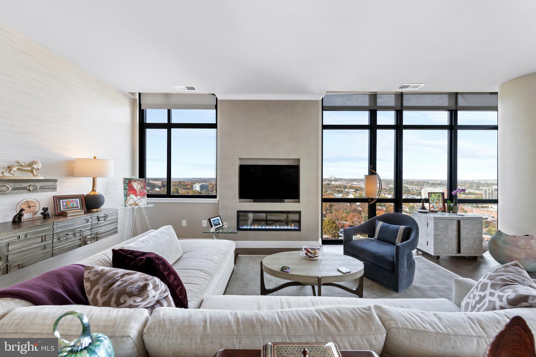 2000 Clarendon Blvd #Ph05