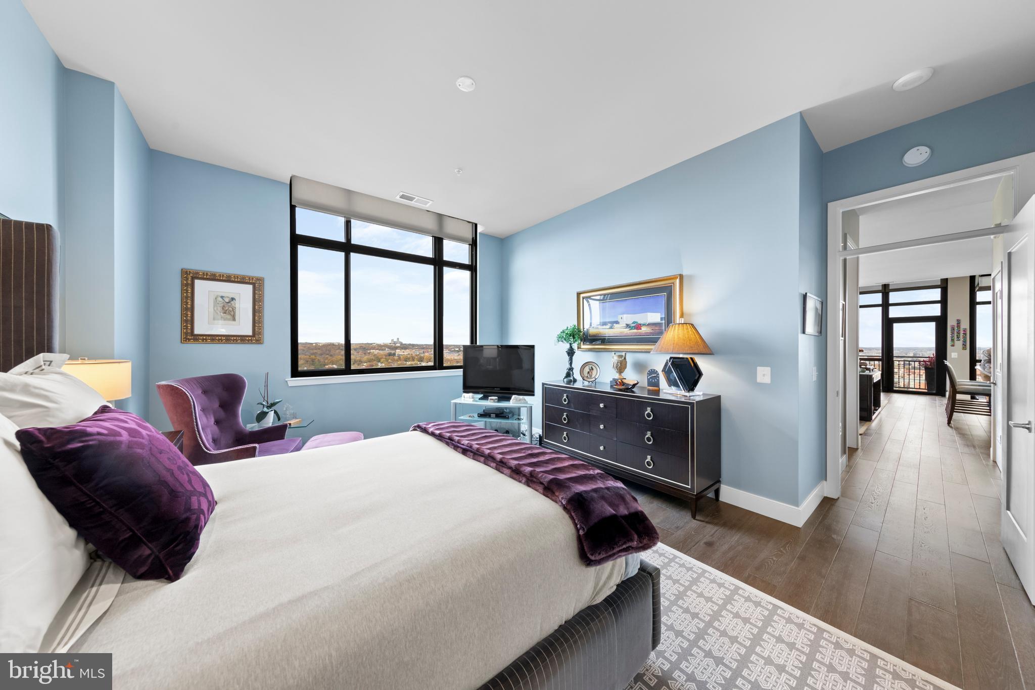 2000 Clarendon Blvd #Ph05