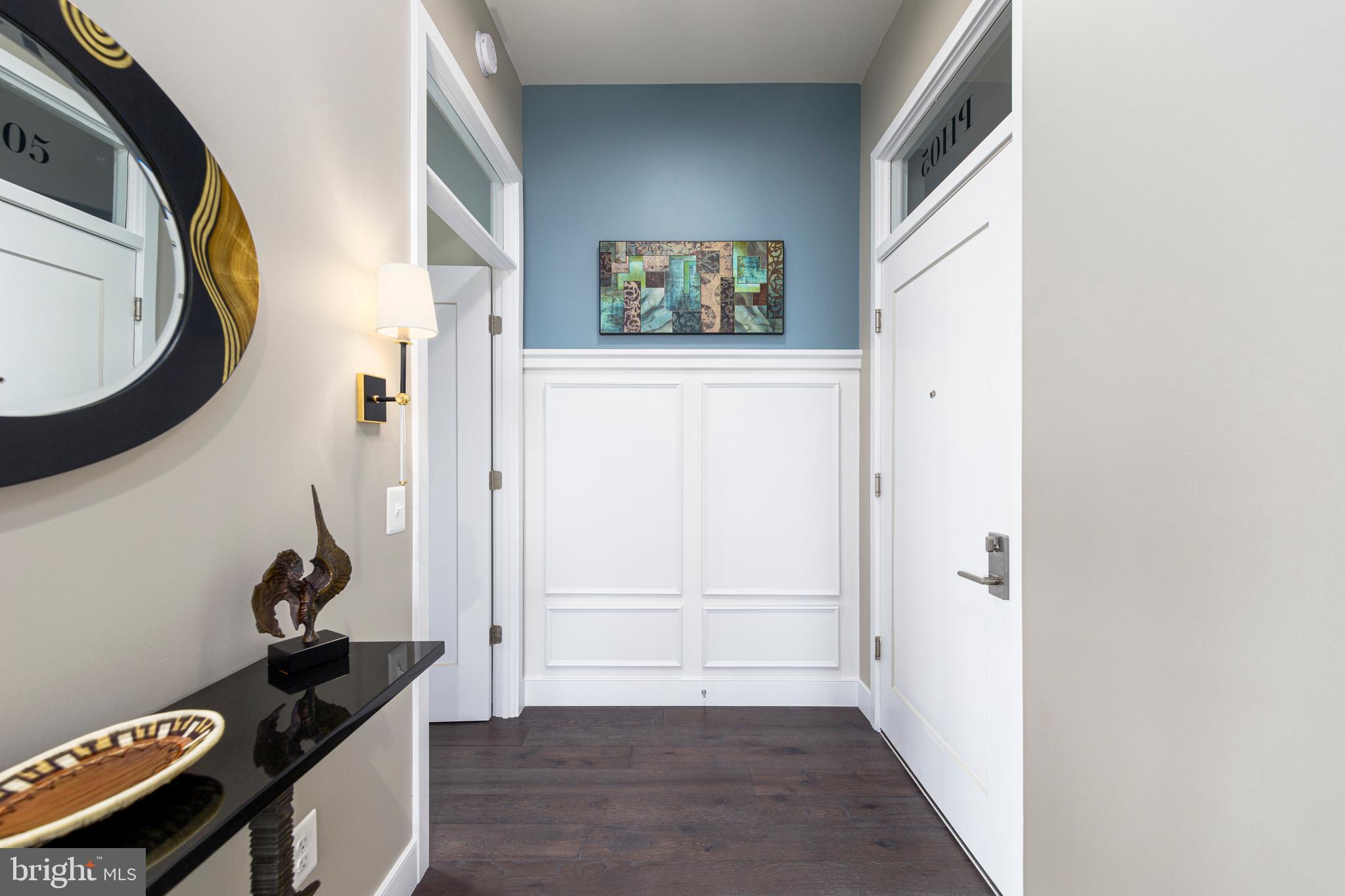 2000 Clarendon Blvd #Ph05