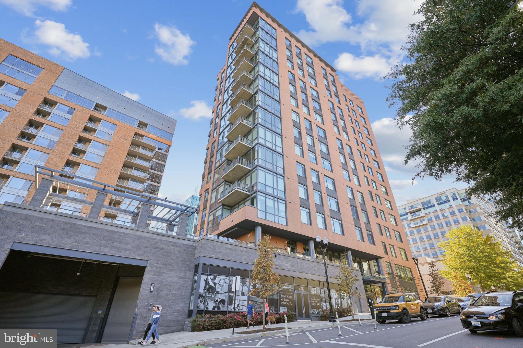 2000 Clarendon Blvd #Ph05