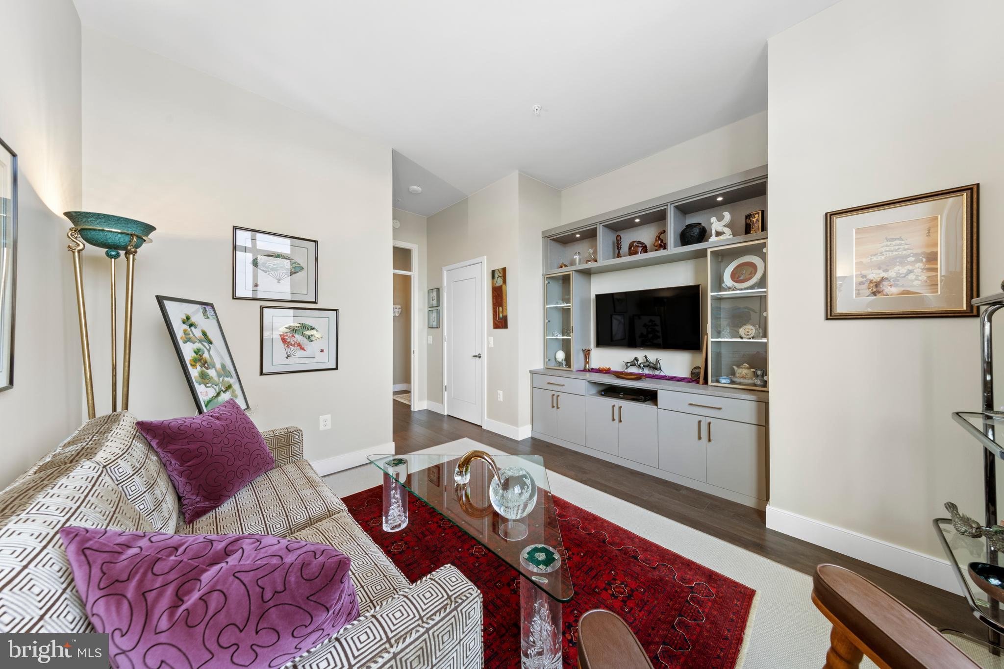 2000 Clarendon Blvd #Ph05