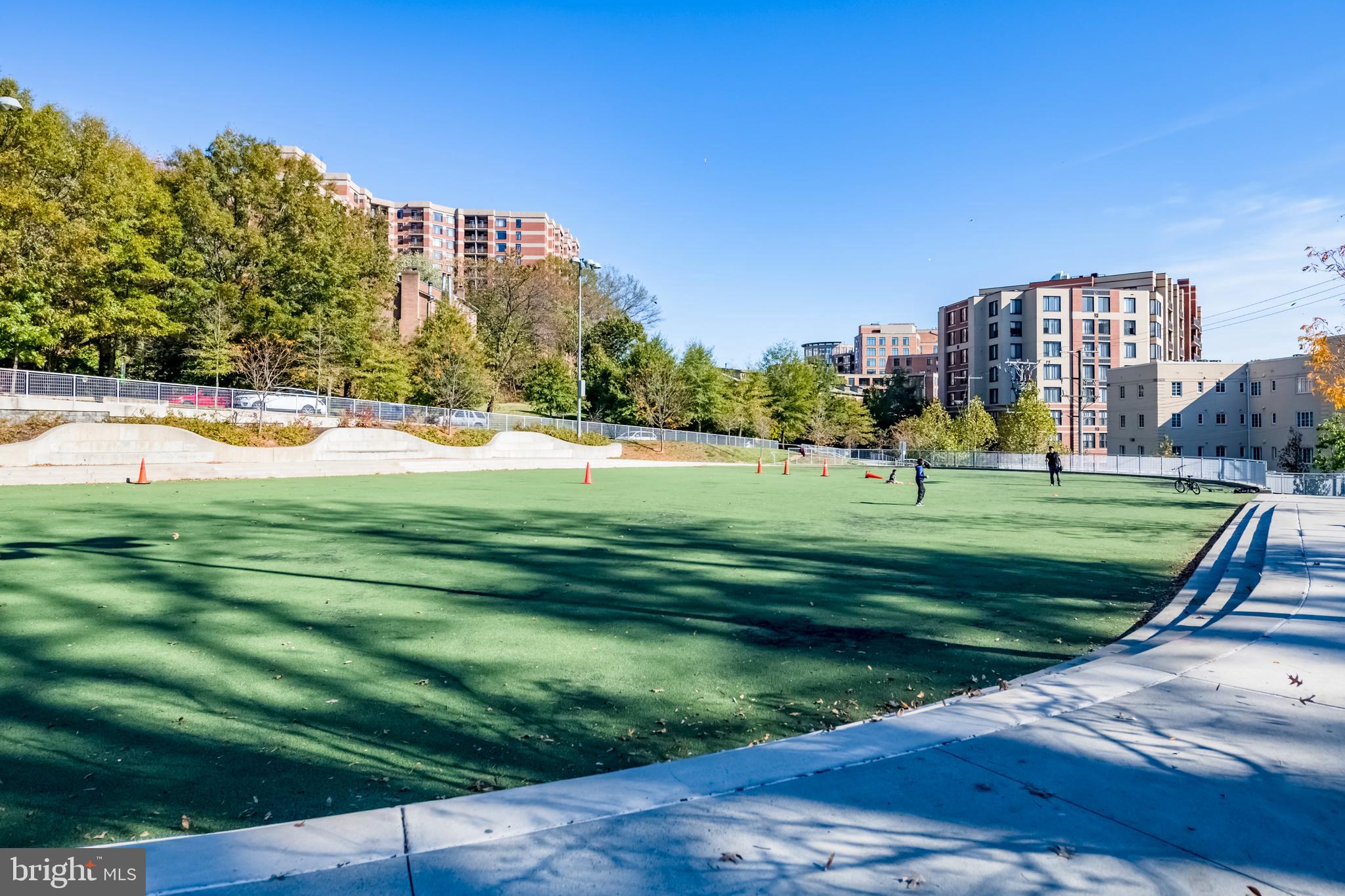 2220 N Fairfax Dr #308