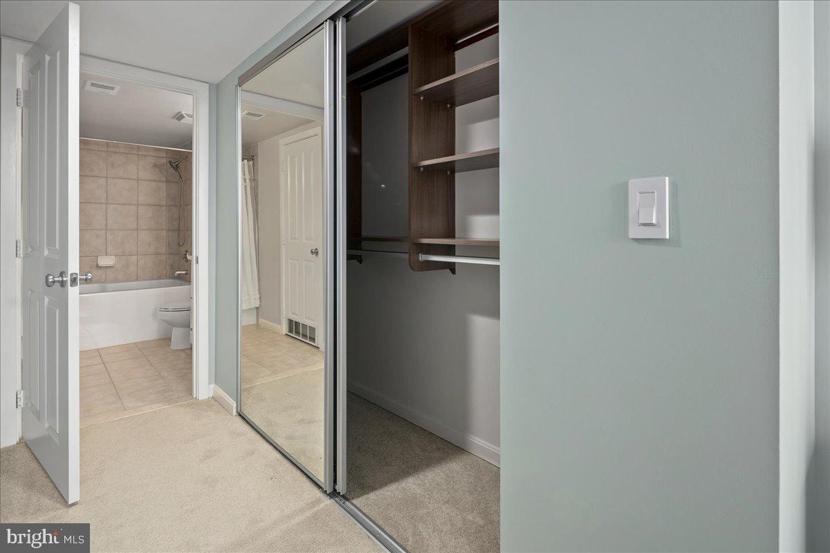 2220 N Fairfax Dr #308
