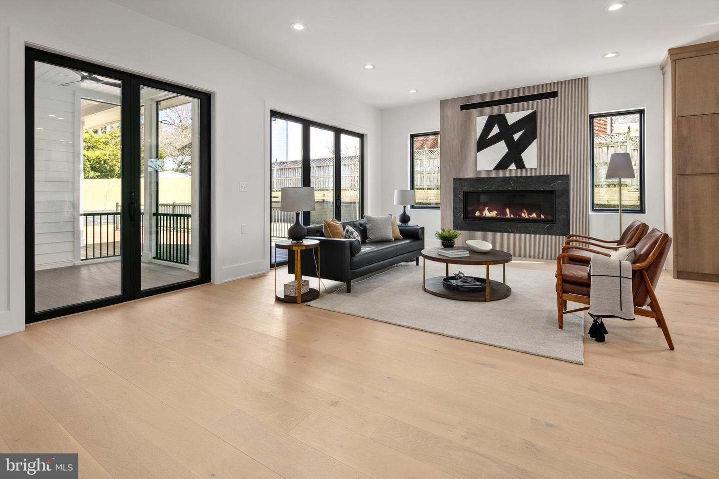 6580 Williamsburg Blvd