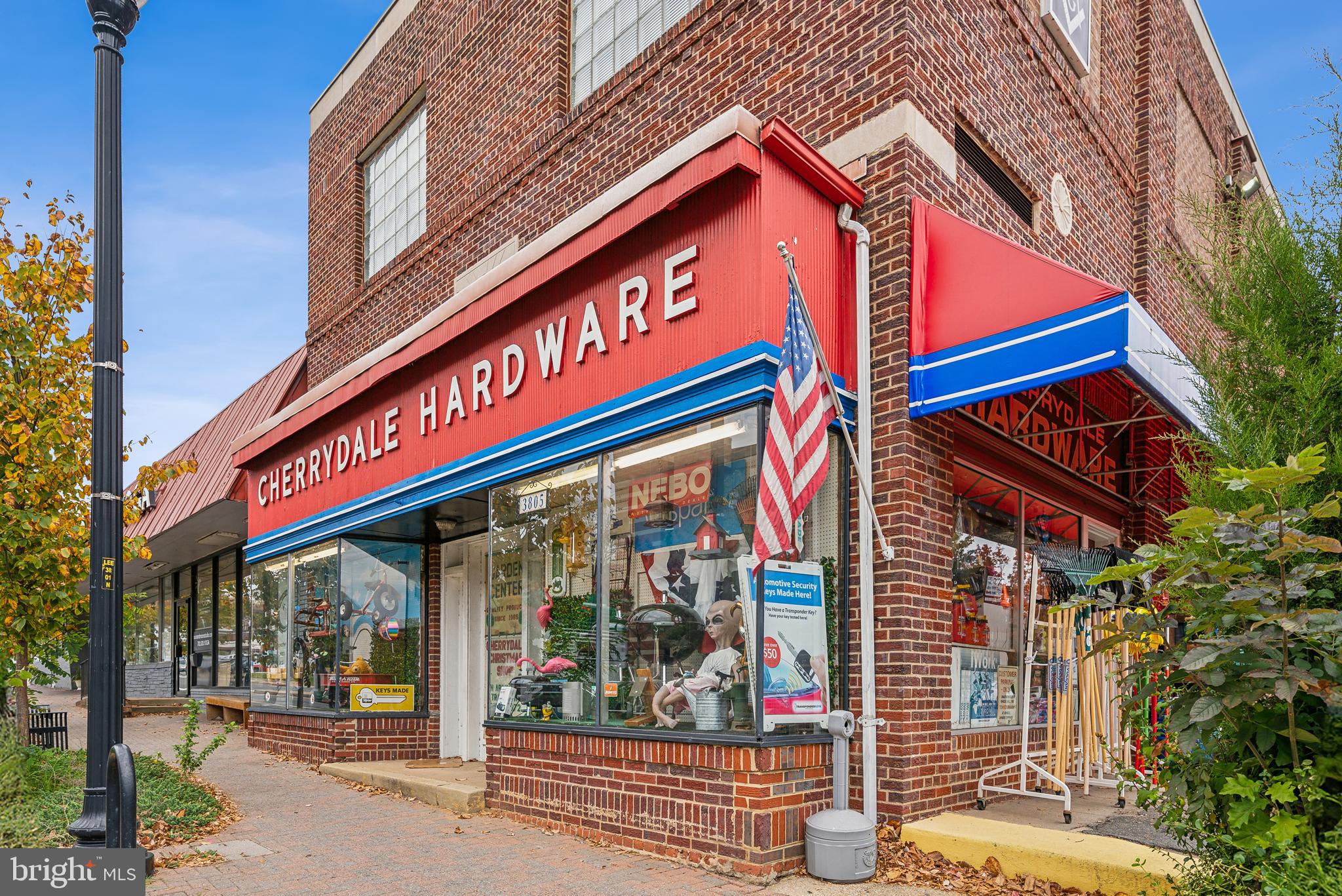 2101 N Monroe St #208