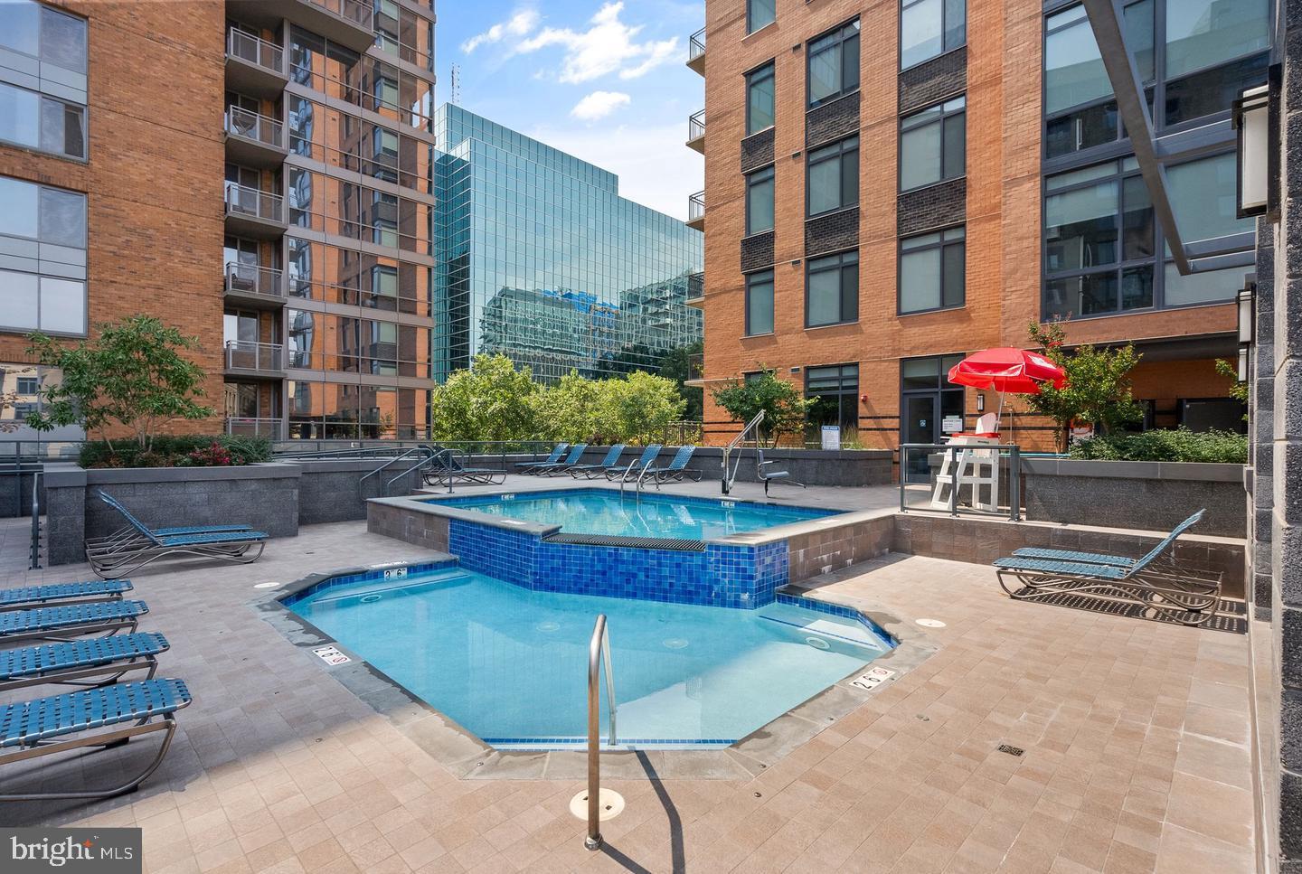 2000 CLARENDON BLVD #504