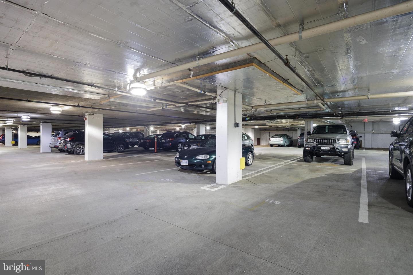 1800 Wilson Blvd #424