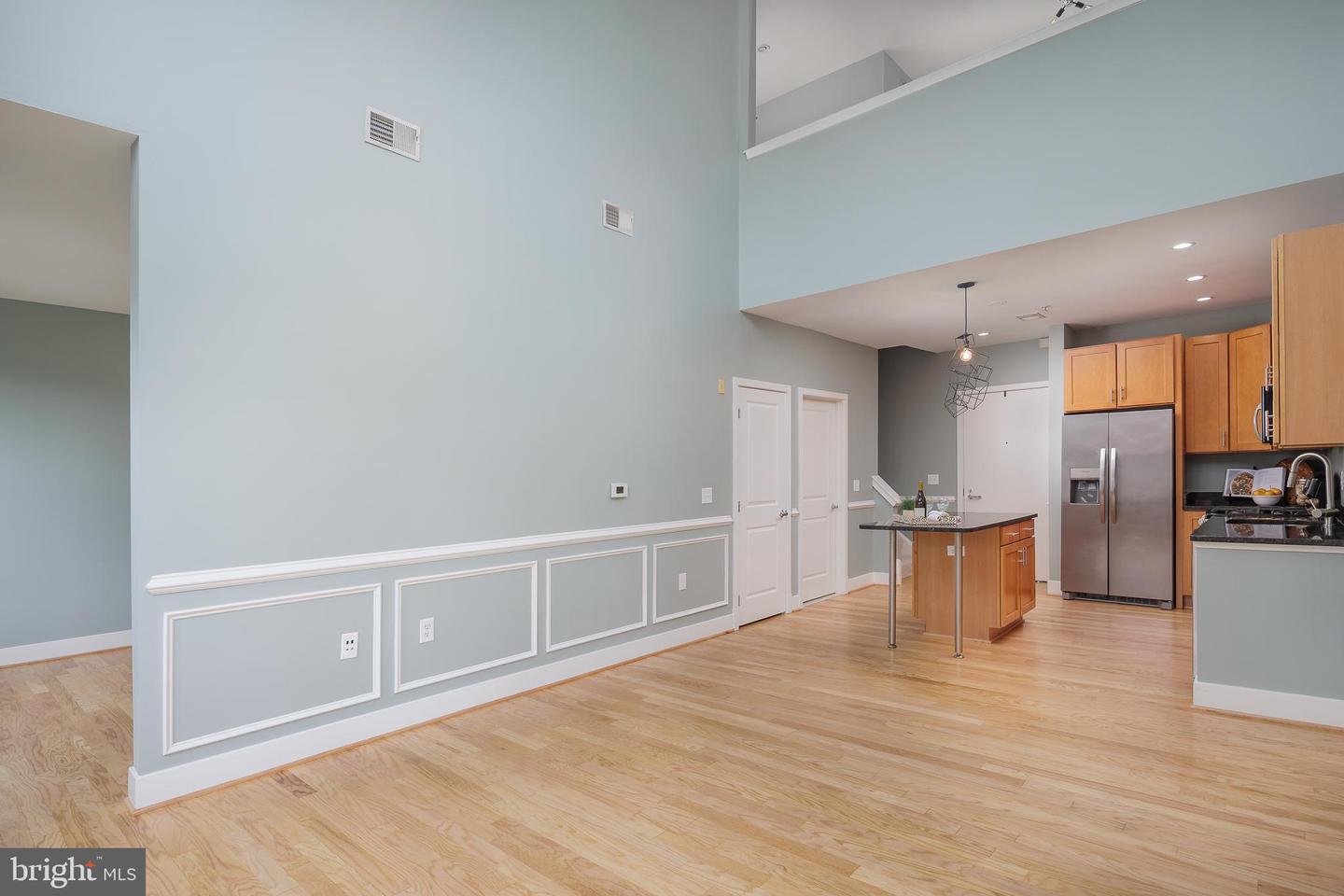 1800 Wilson Blvd #424