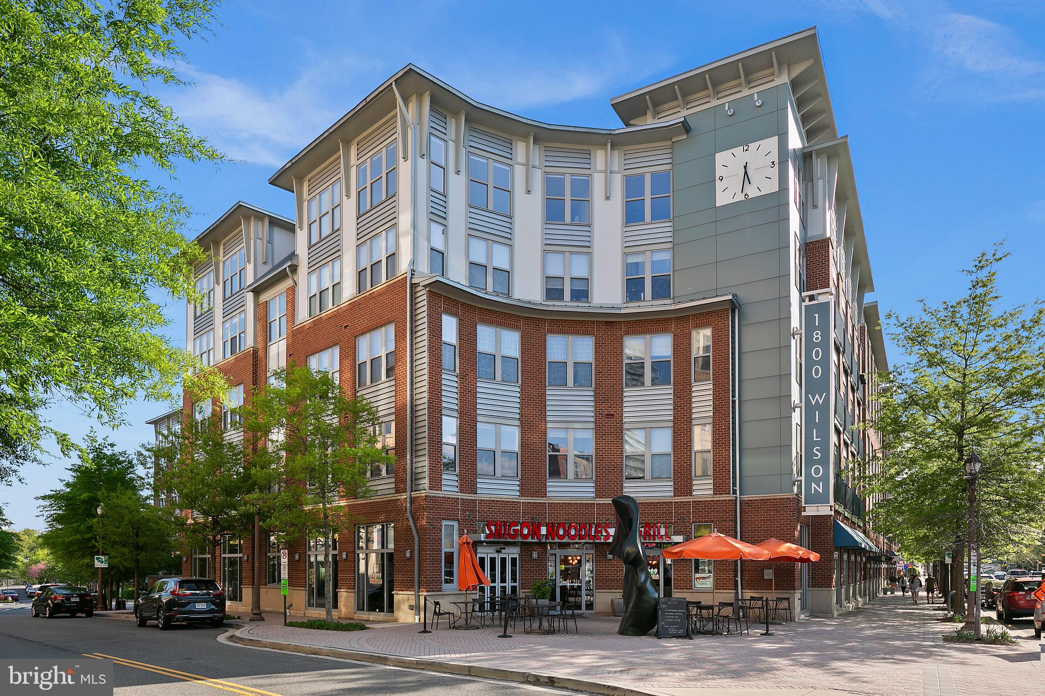 1800 Wilson Blvd #424