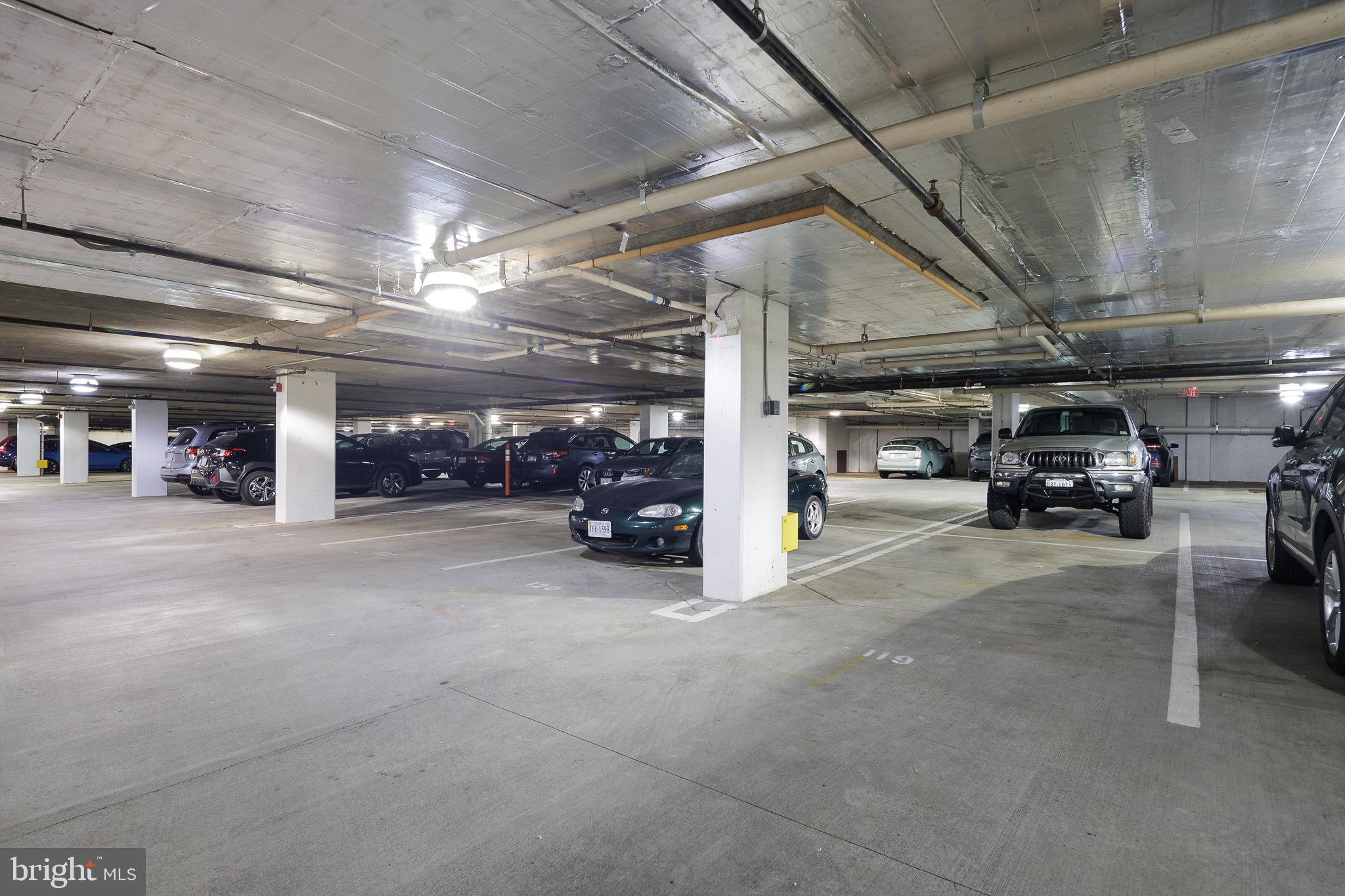 1800 Wilson Blvd #424