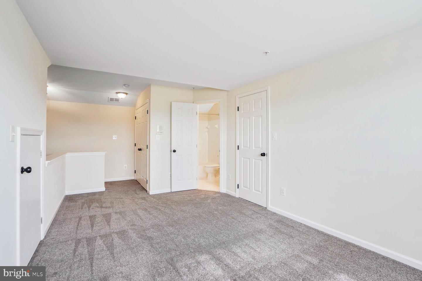 2354 Langston Blvd